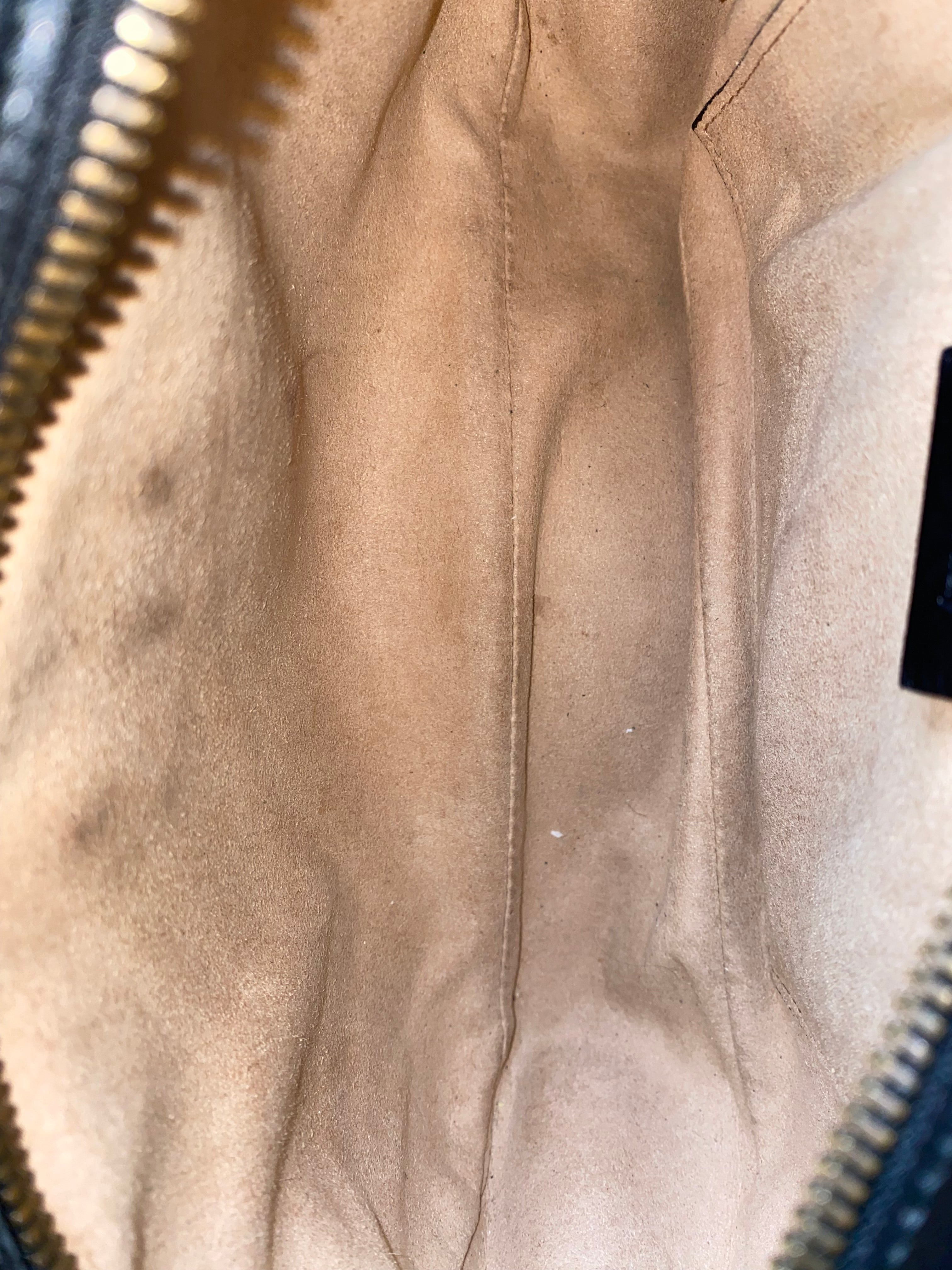 Gucci Black Camera Marmont Crossbody Bag-handbag-Gucci-The Closet Egypt