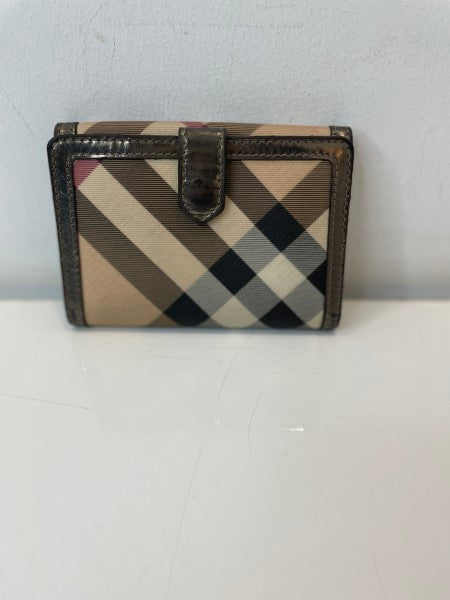 Burberry House Check Wallet-wallet-Burberry-The Closet Egypt