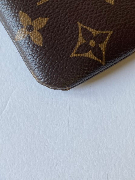 Louis Vuitton Monogram Black Daily Pouch-Pouch-Louis Vuitton-The Closet Egypt