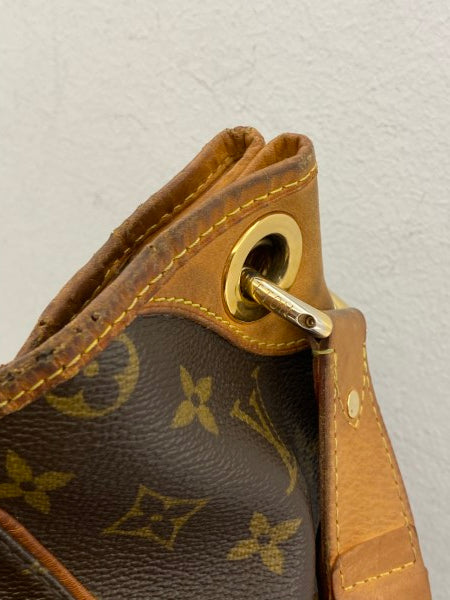 Louis Vuitton Monogram Galleria MM Bag-handbag-Louis Vuitton-The Closet Egypt