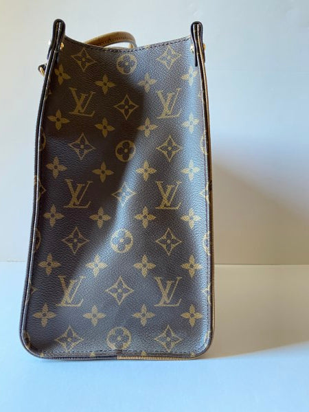 Louis Vuitton Monogram Reverse Onthego MM Bag-handbag-Louis Vuitton-The Closet Egypt