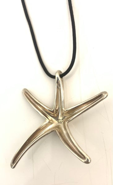 Tiffany & Co Silver Elsa Peretti Starfish Necklace-Necklaces-Tiffany & Co-The Closet Egypt