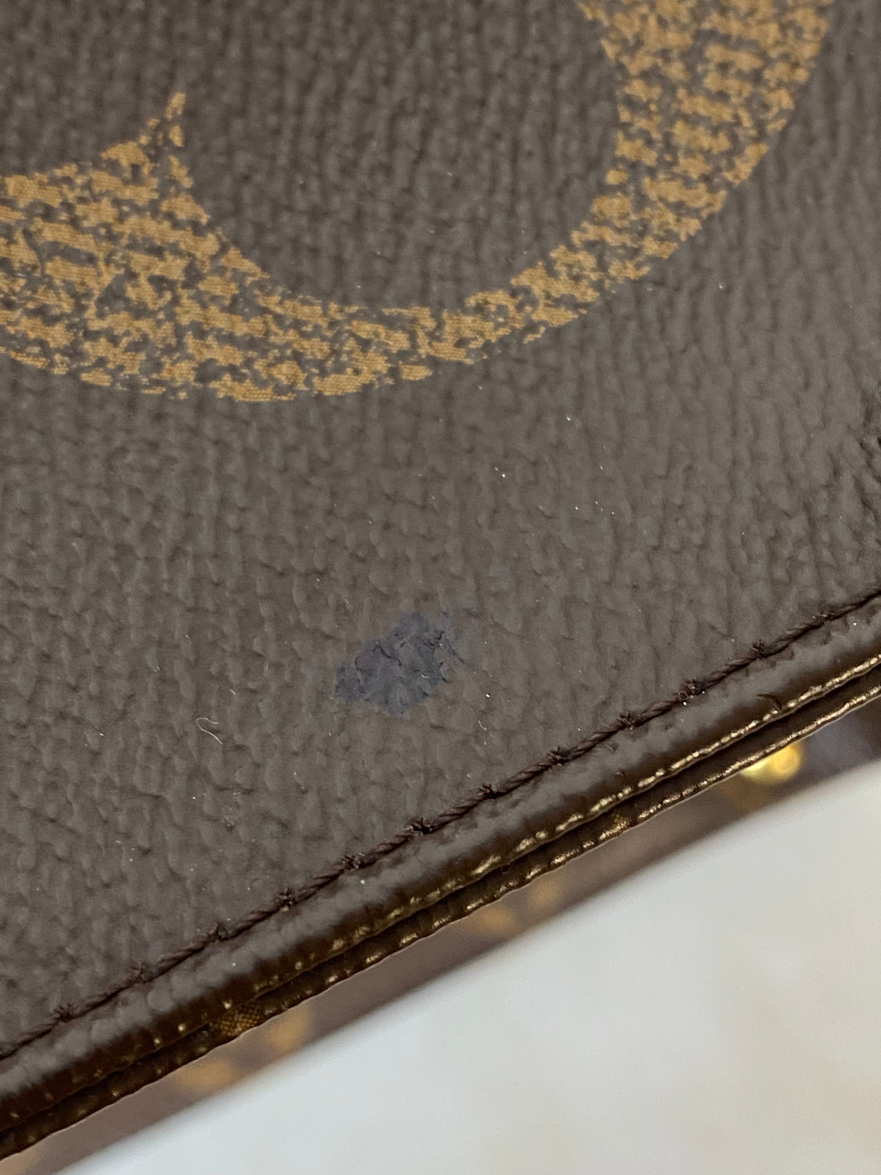 Louis Vuitton Monogram Onthego Bag-handbag-Louis Vuitton-The Closet Egypt