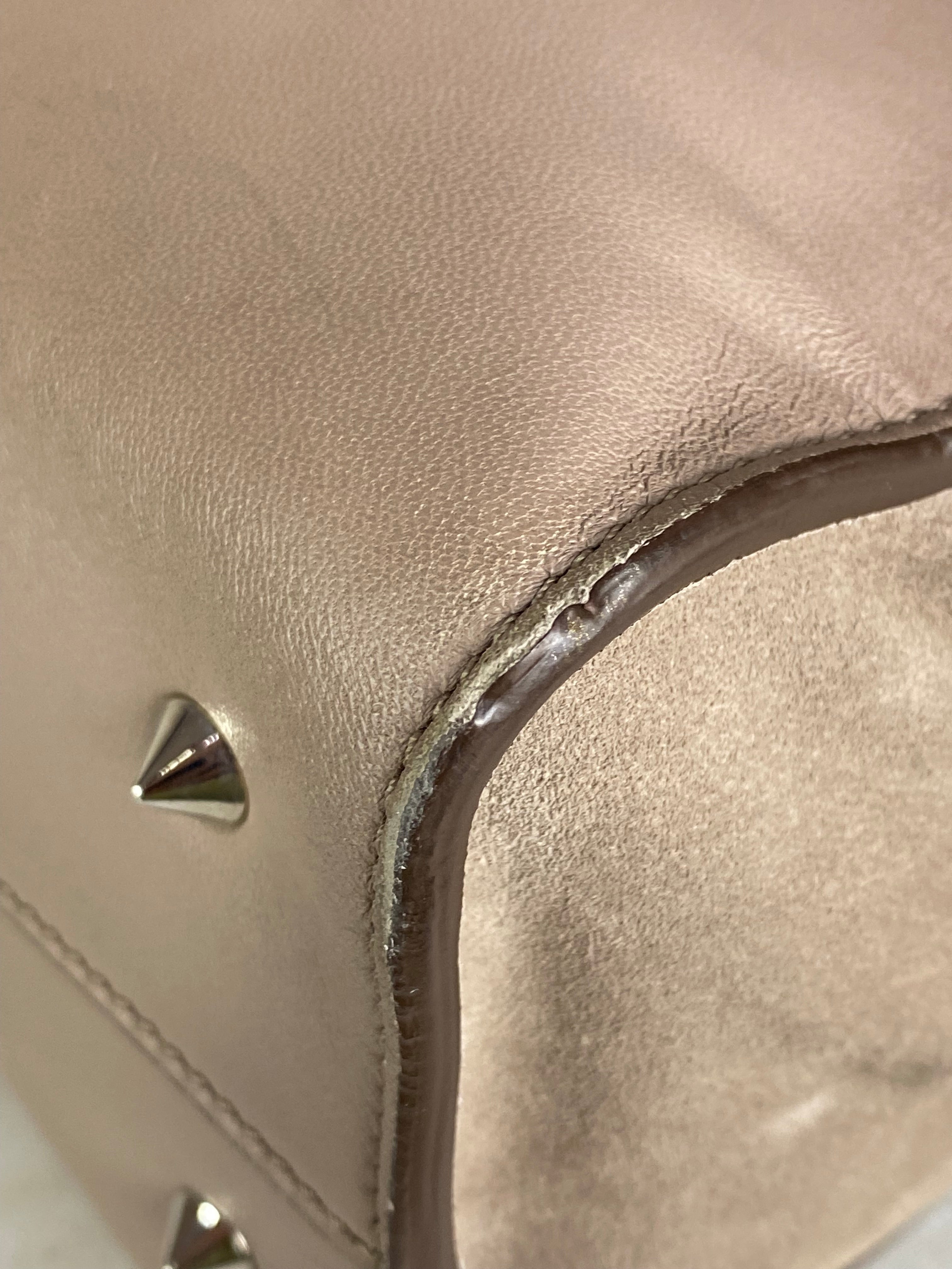 Givenchy Beige Croco Embossed Shark Top Handle Bag-handbag-Givenchy-The Closet Egypt