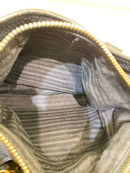 Prada Black Vitello Daino Tote Bag-handbag-Prada-The Closet Egypt