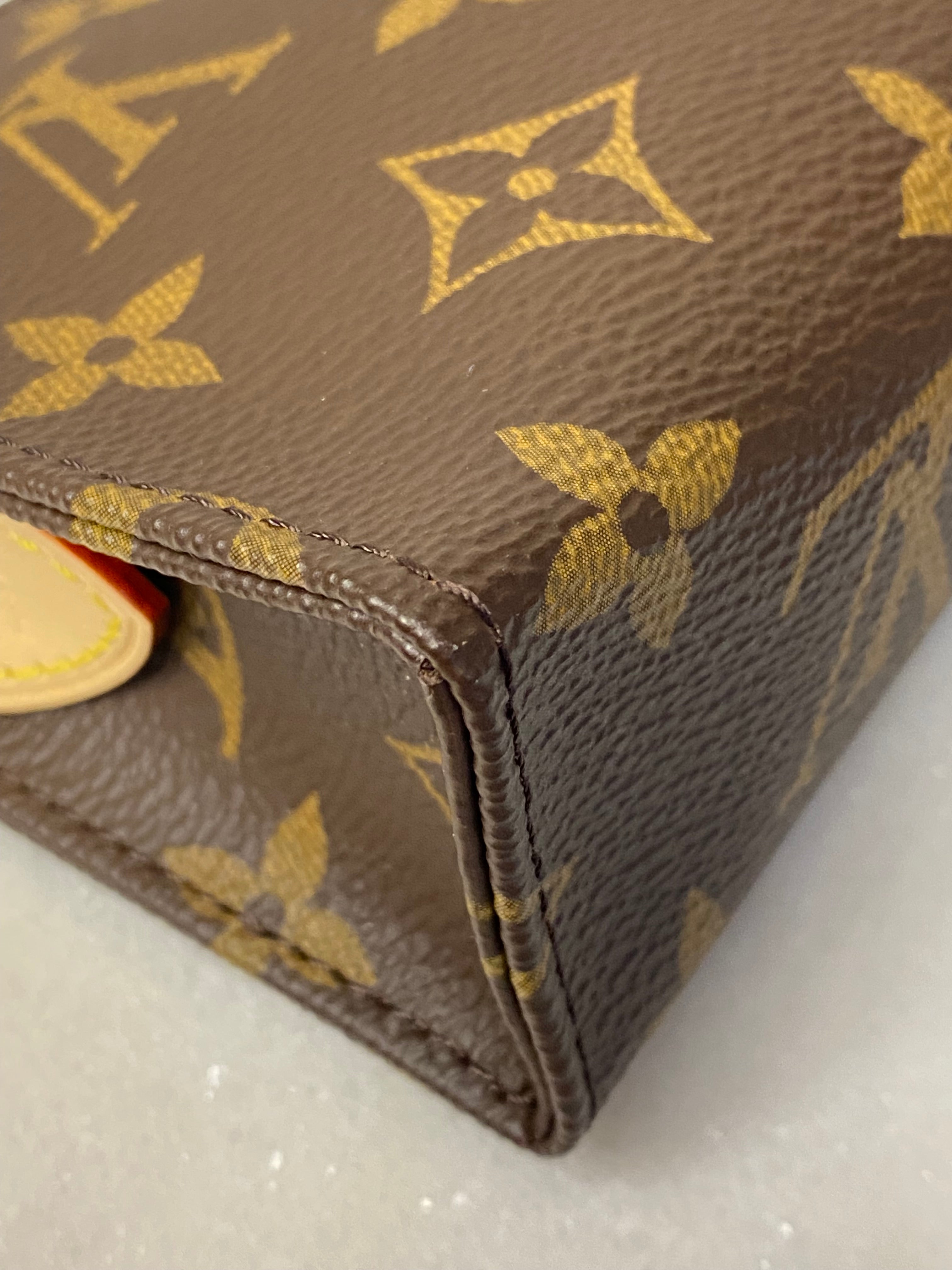 Louis Vuitton Monogram Pouch-Pouch-Louis Vuitton-The Closet Egypt
