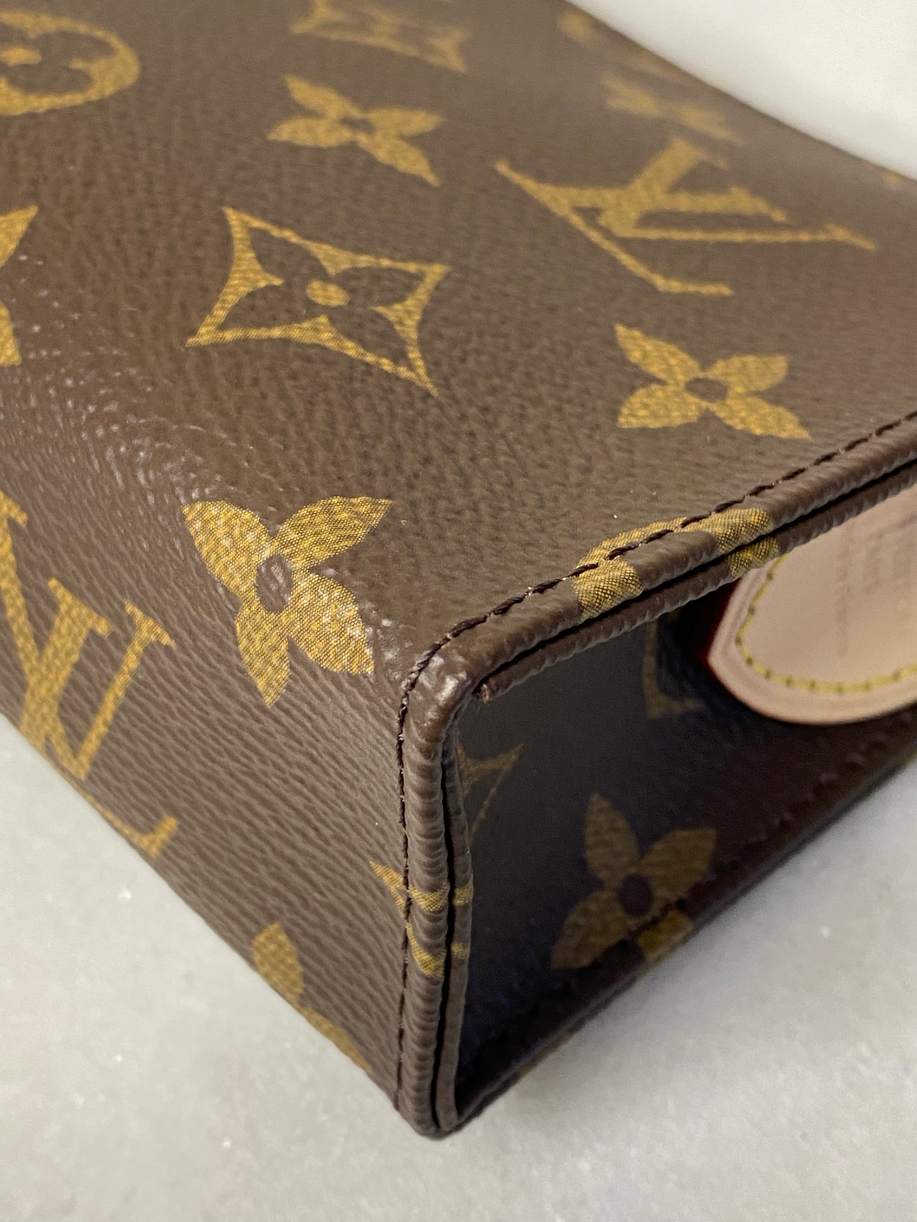 Louis Vuitton Monogram Pouch-Pouch-Louis Vuitton-The Closet Egypt