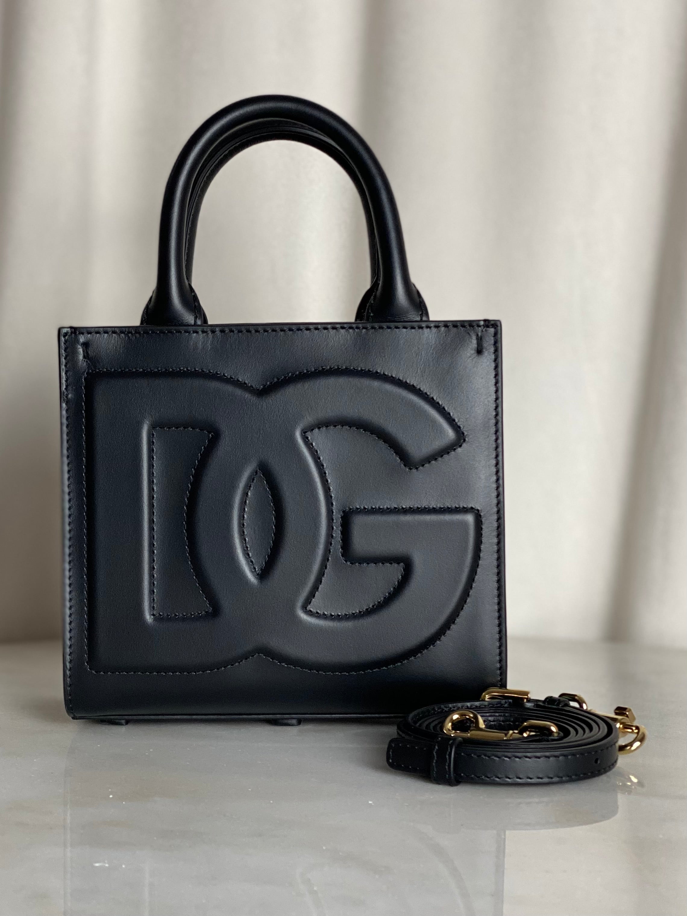 Dolce & Gabbana Black Daily Mini Tote Bag