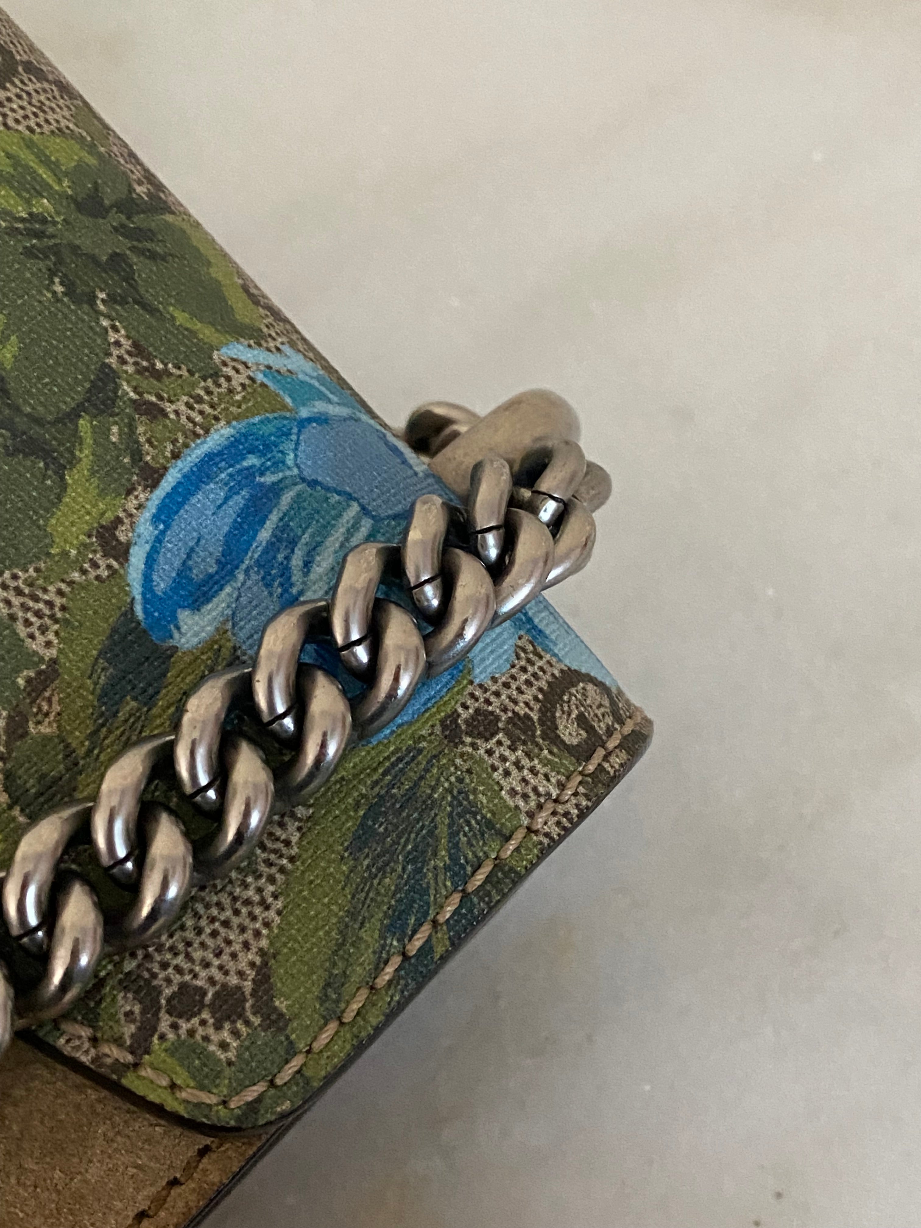 Gucci Multicolor GG Dionysus Floral and Bee Small Bag-handbag-Gucci-The Closet Egypt