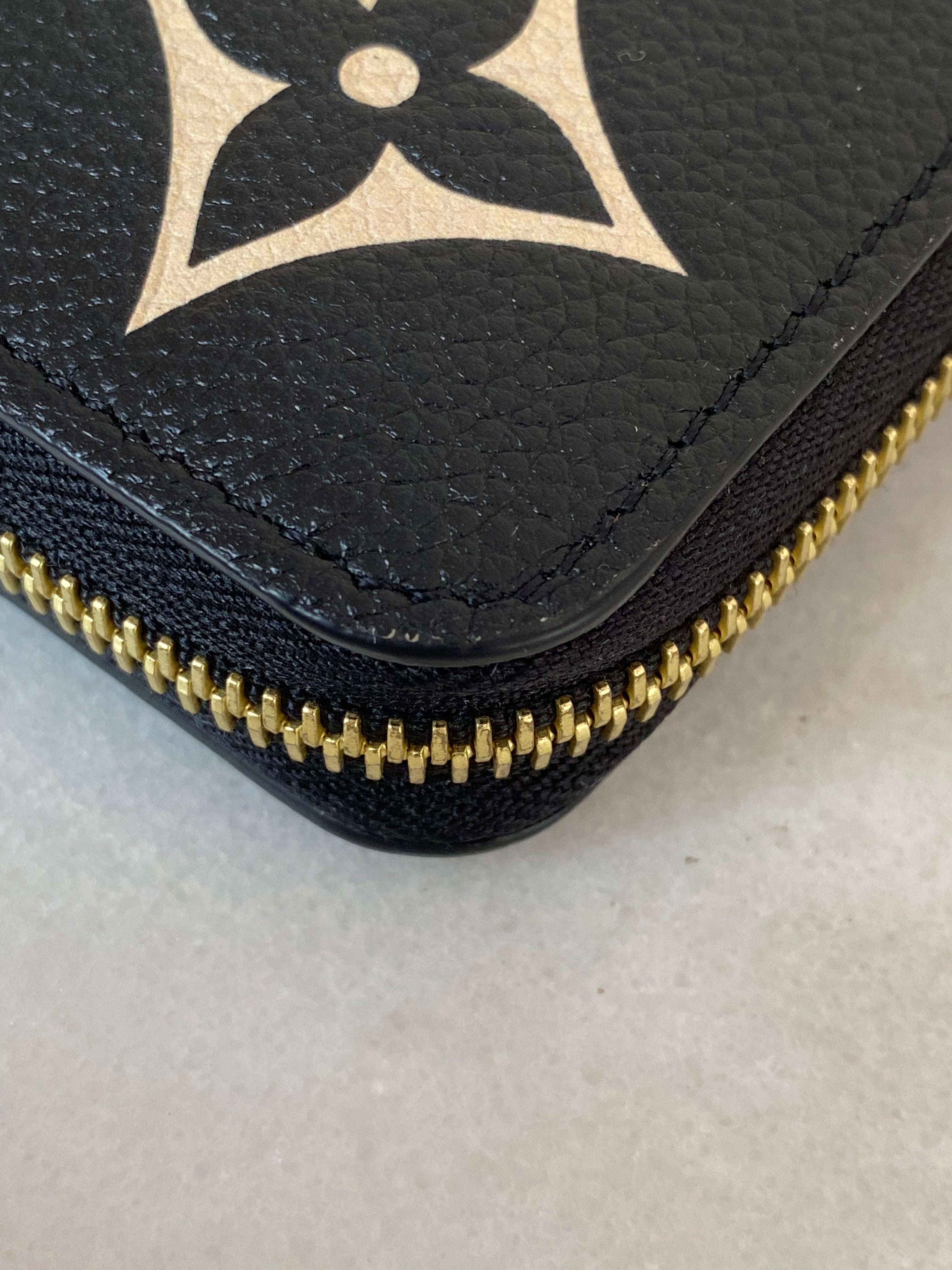 Louis Vuitton Bicolor Monogram Zip Wallet-wallet-Louis Vuitton-The Closet Egypt