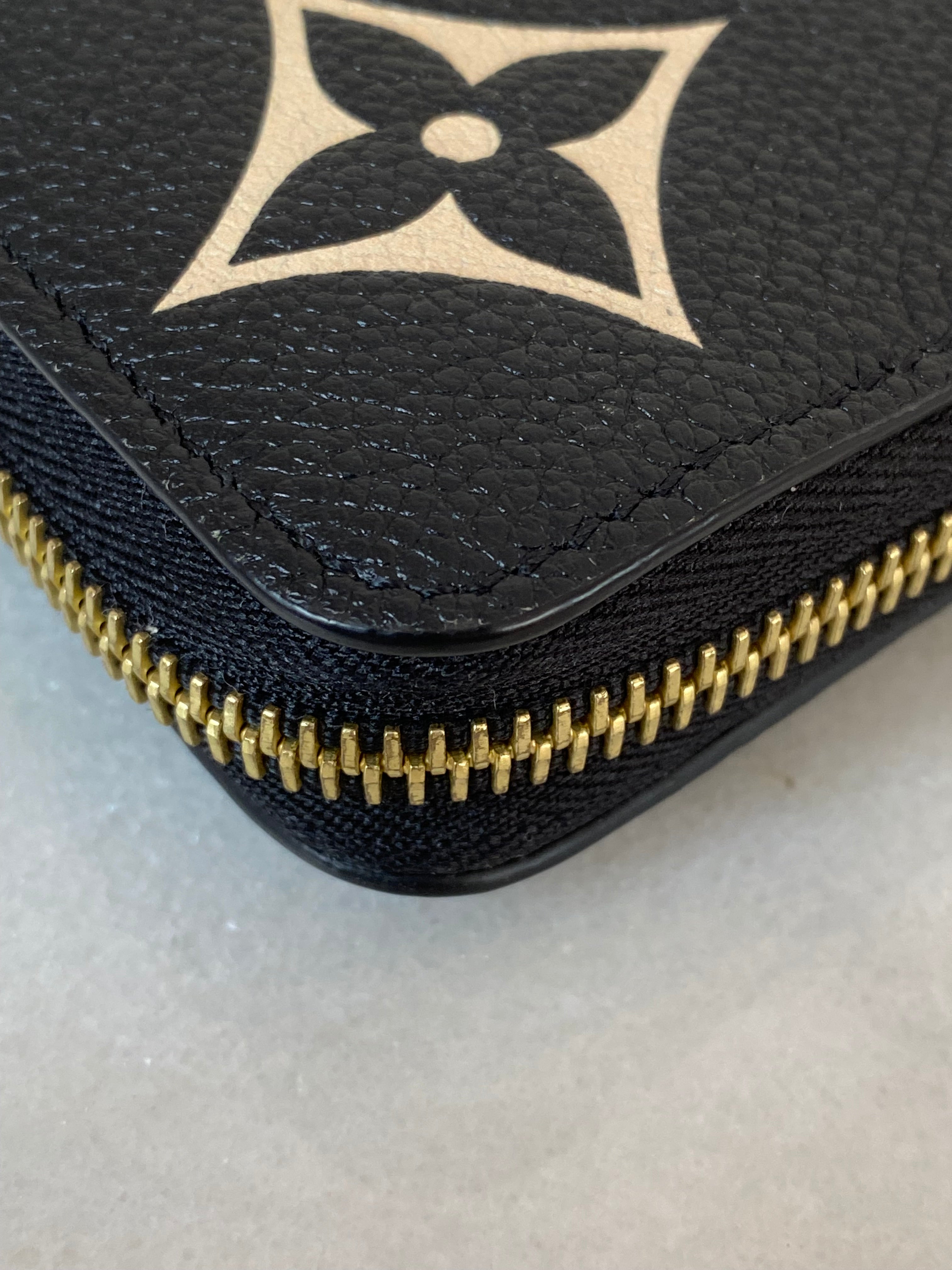 Louis Vuitton Bicolor Monogram Zip Wallet-wallet-Louis Vuitton-The Closet Egypt