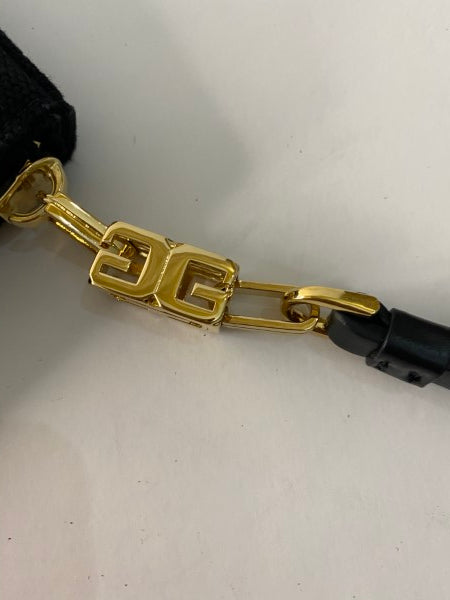 Givenchy Black Logo Clutch-Clutch-Givenchy-The Closet Egypt