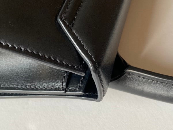 Jacquemus Black Top Handle Bag-handbag-Jacquemus-The Closet Egypt