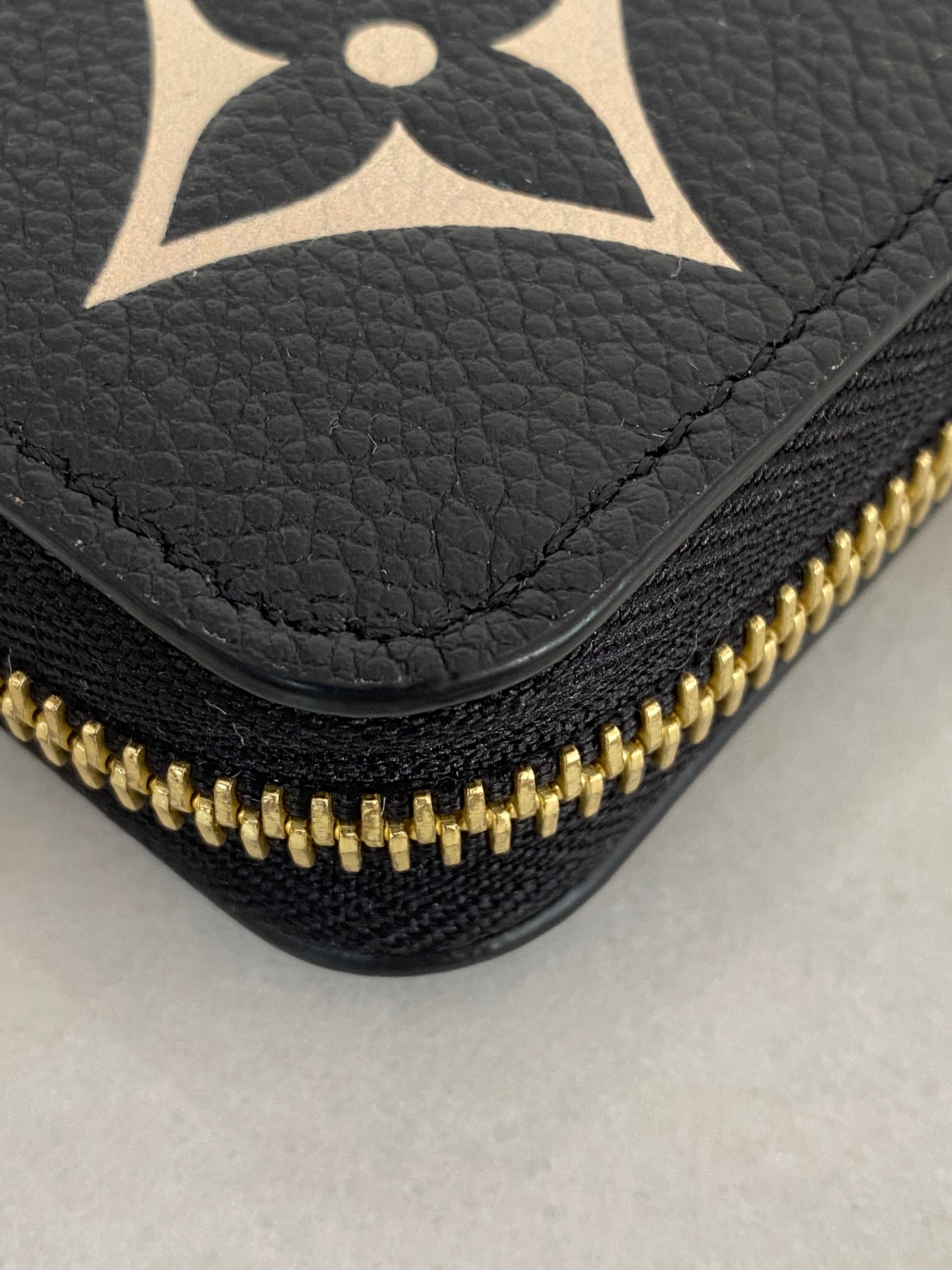 Louis Vuitton Bicolor Monogram Zip Wallet-wallet-Louis Vuitton-The Closet Egypt