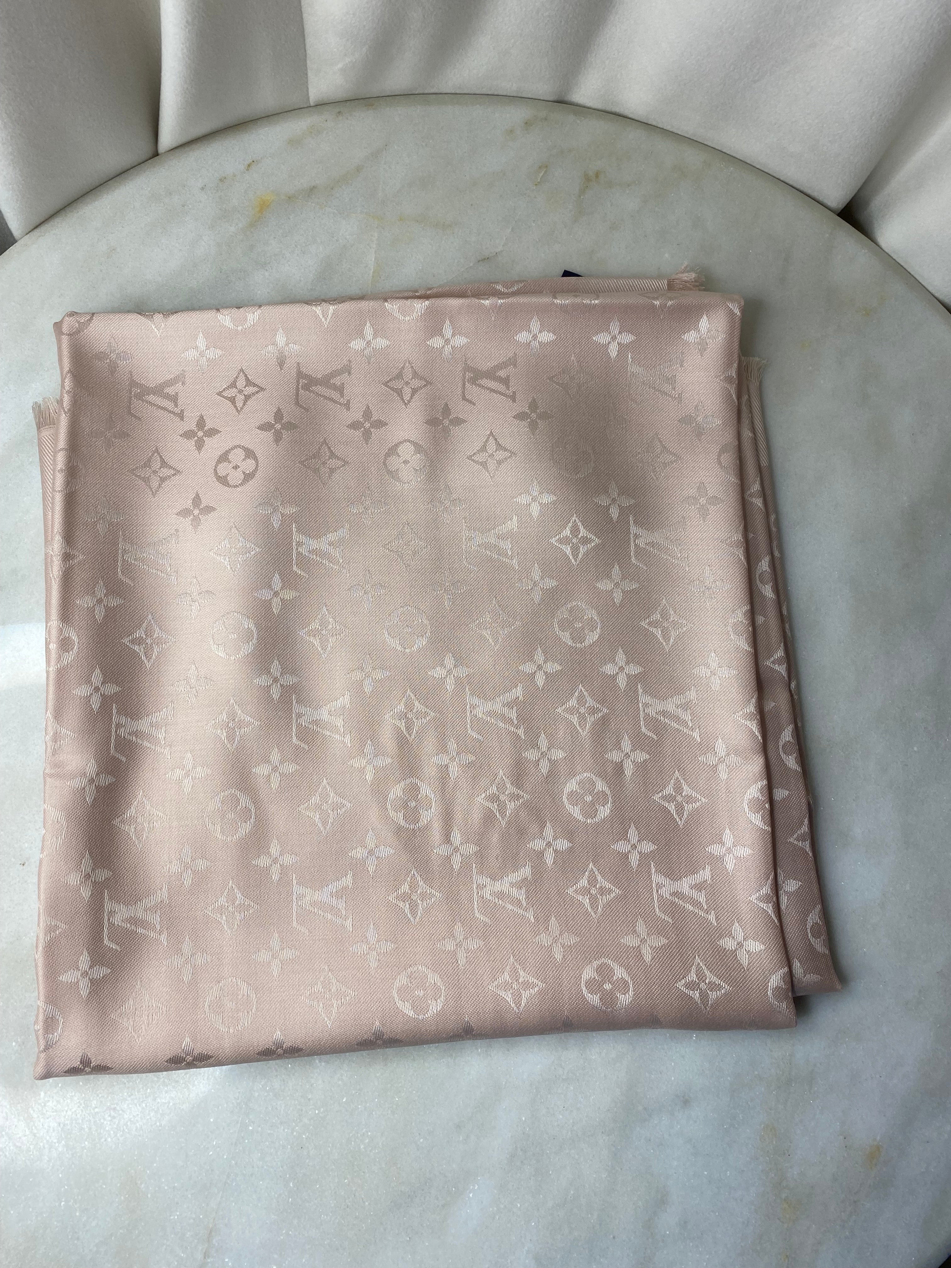 Louis Vuitton Rose Poudre Monogram Wool Scarf-Scarf-Louis Vuitton-The Closet Egypt