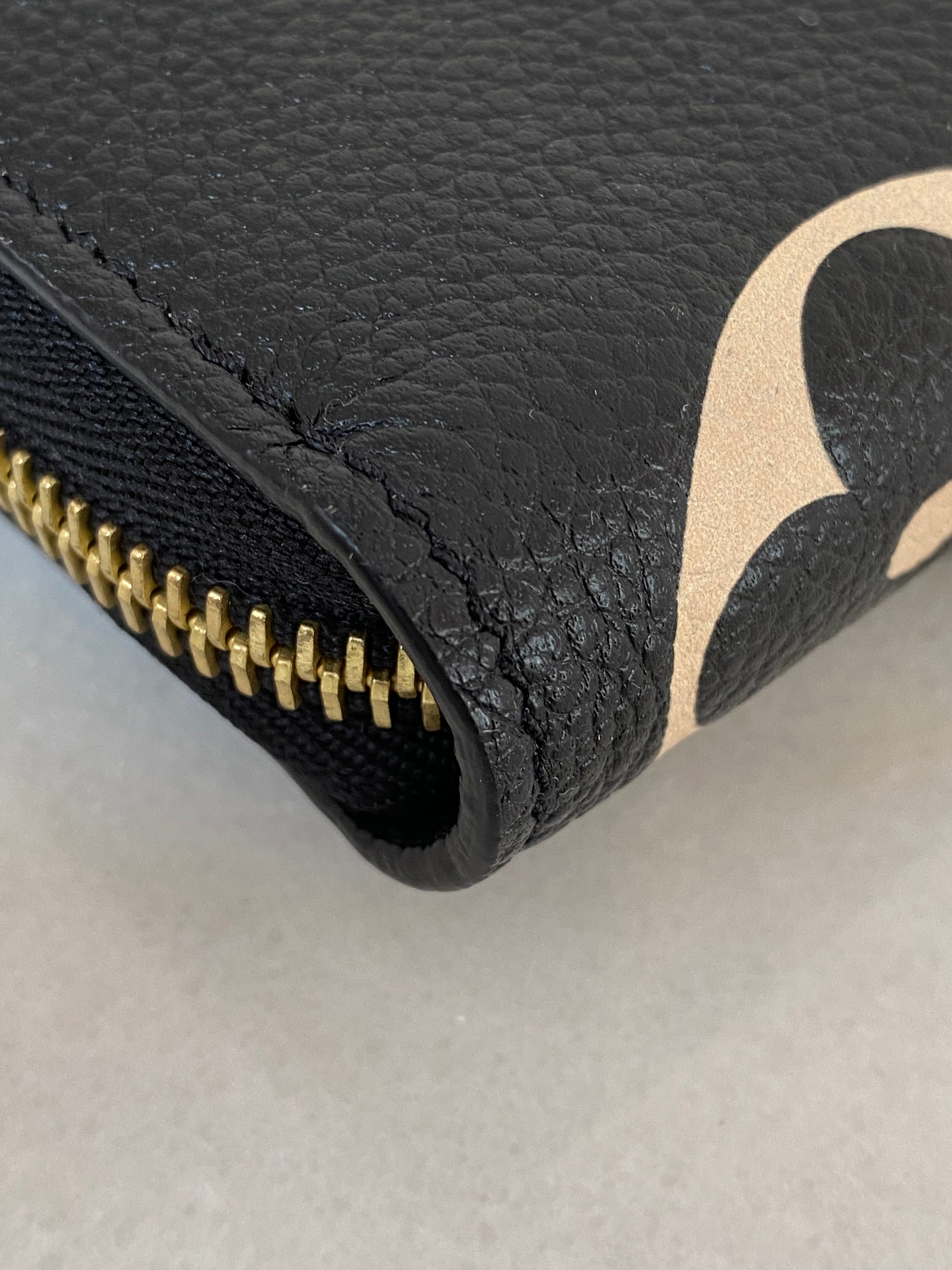 Louis Vuitton Bicolor Monogram Zip Wallet-wallet-Louis Vuitton-The Closet Egypt