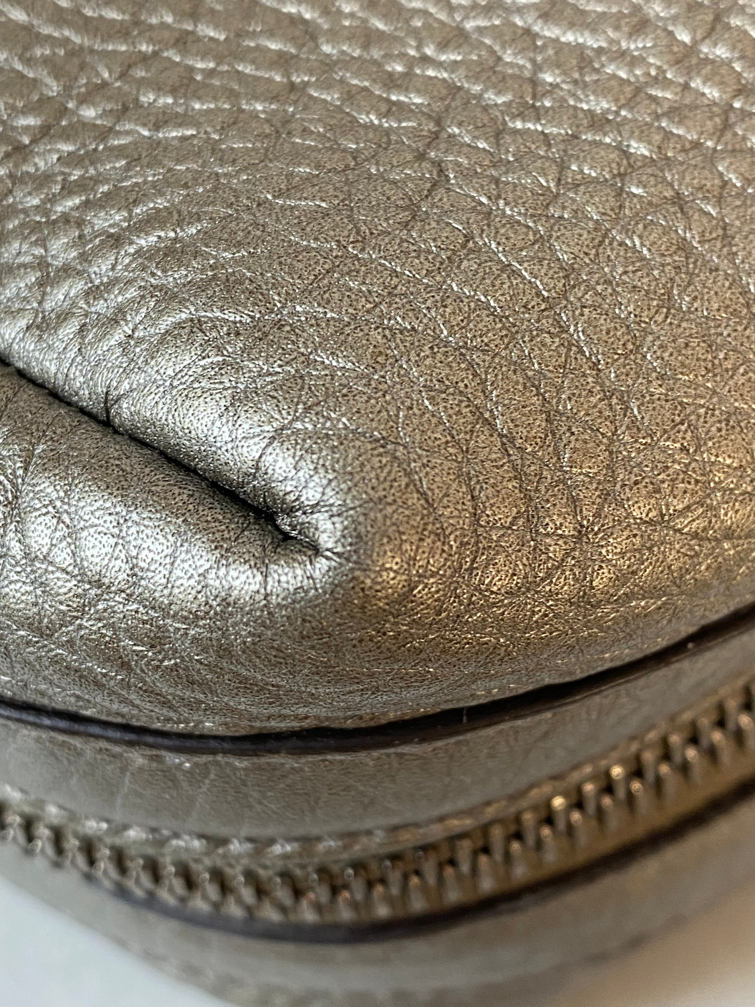 Gucci Silver Metallic Soho Makeup Case-Makeup Case-Gucci-The Closet Egypt