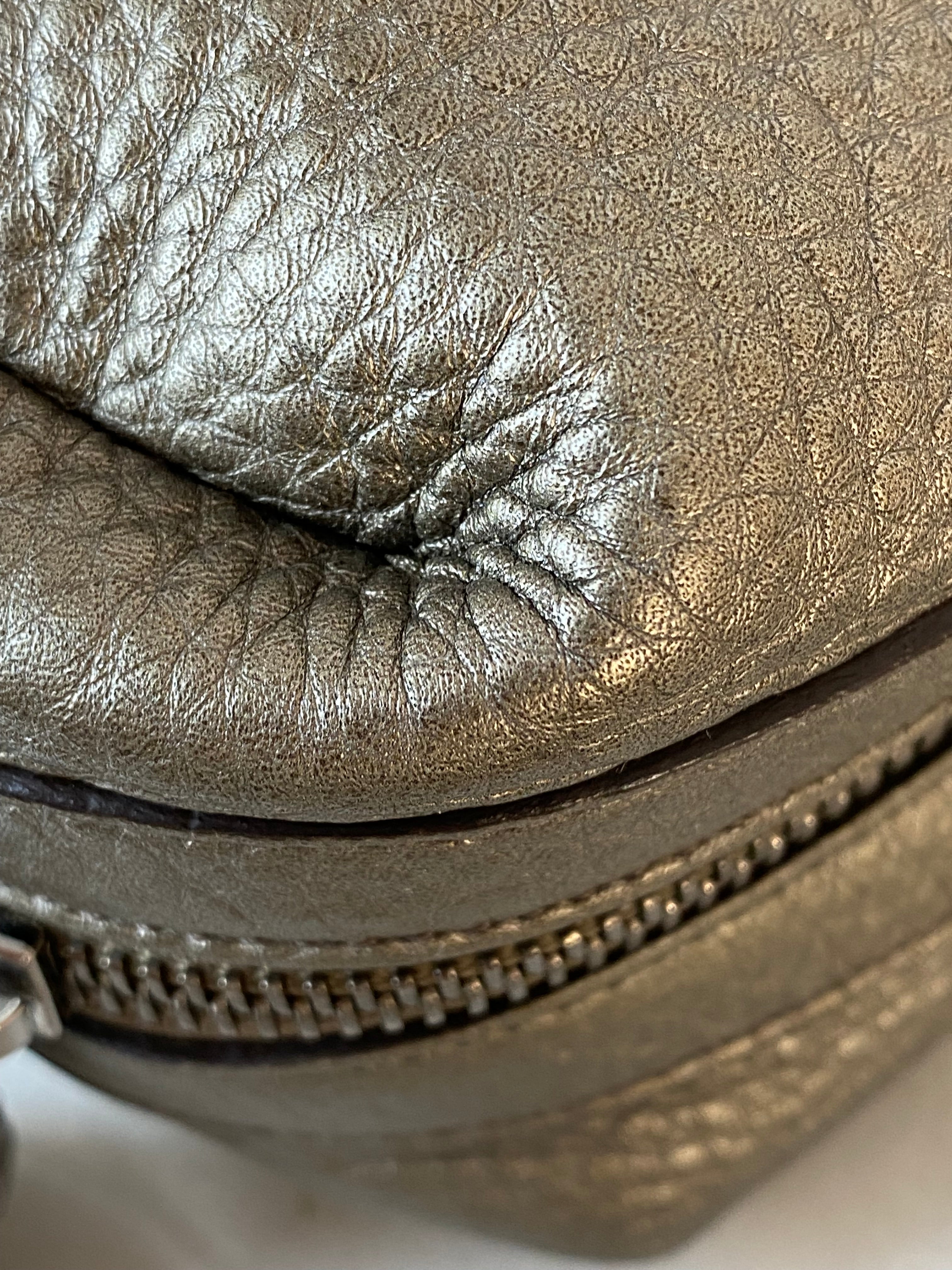 Gucci Silver Metallic Soho Makeup Case-Makeup Case-Gucci-The Closet Egypt