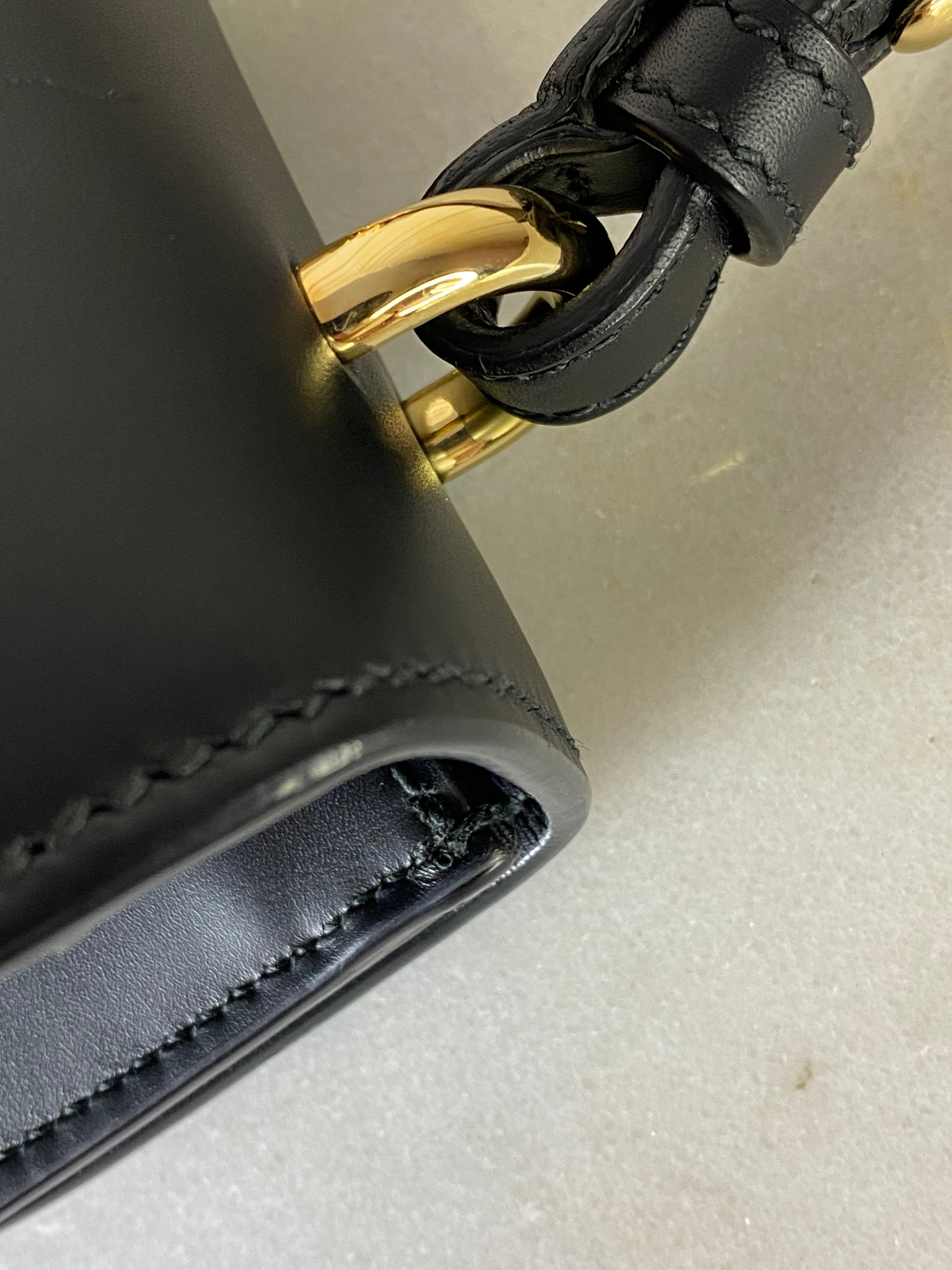 Gucci Black Sylvie Medium Bag-handbag-Gucci-The Closet Egypt