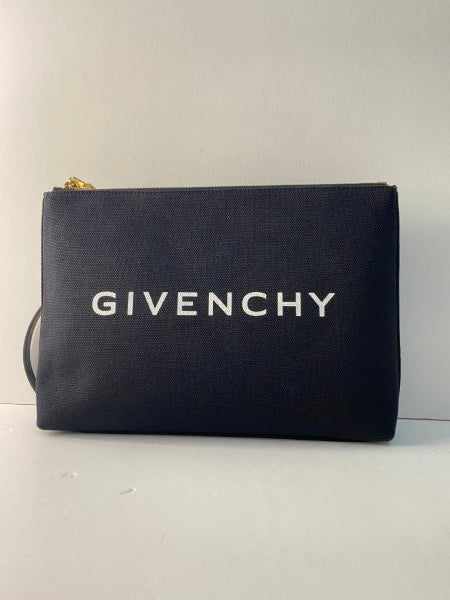 Givenchy Black Logo Clutch-Clutch-Givenchy-The Closet Egypt