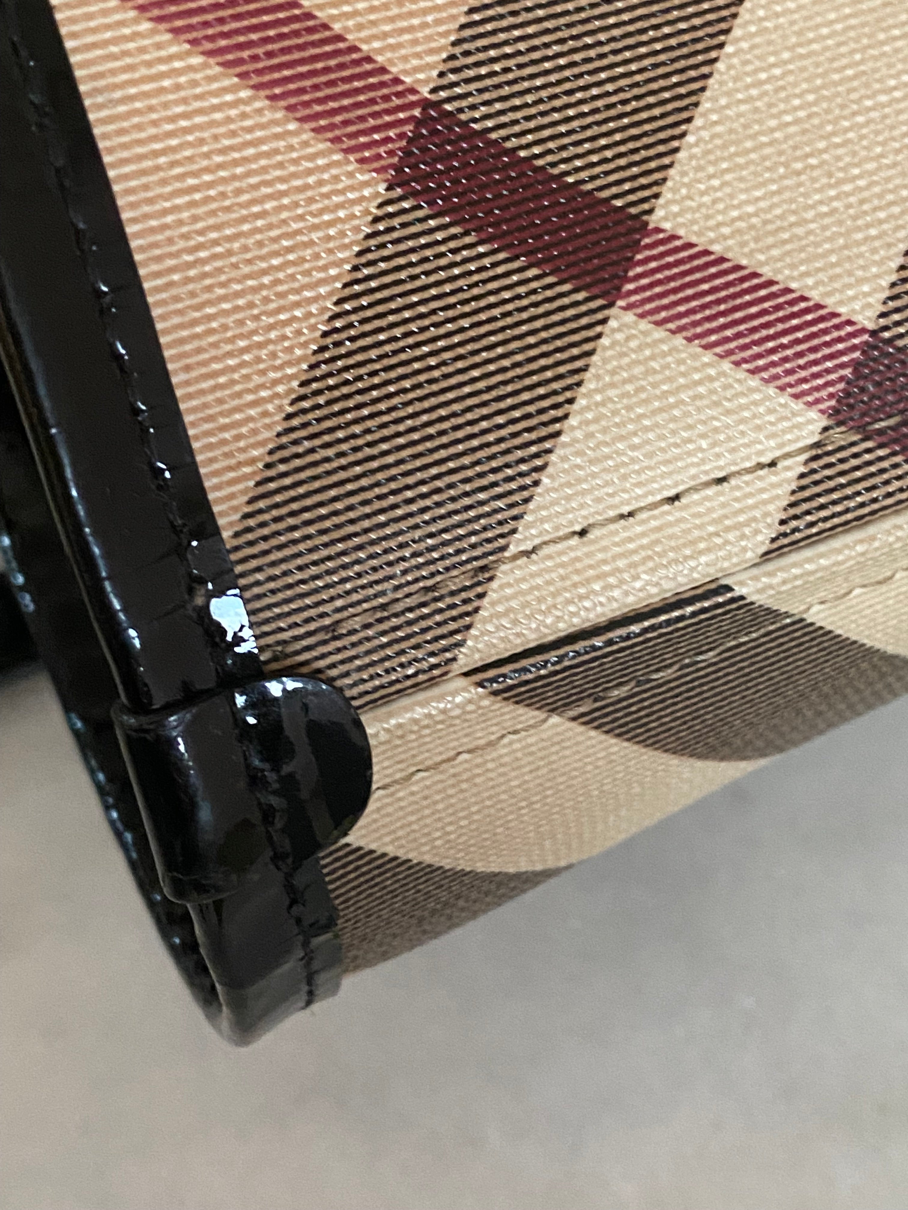 Burberry Nova Check Shoulder Bag