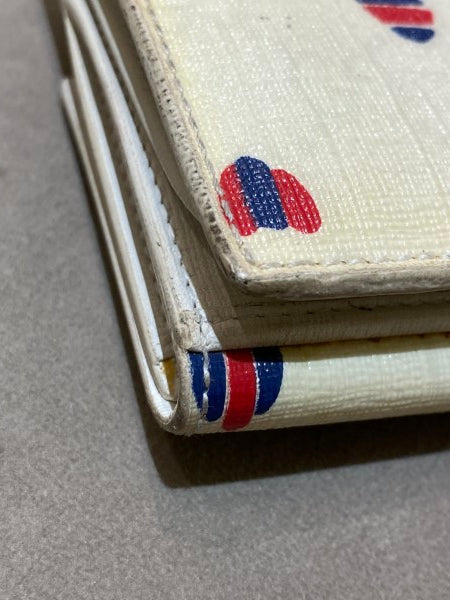 Gucci White GG Heart Print Continental Wallet-wallet-Gucci-The Closet Egypt