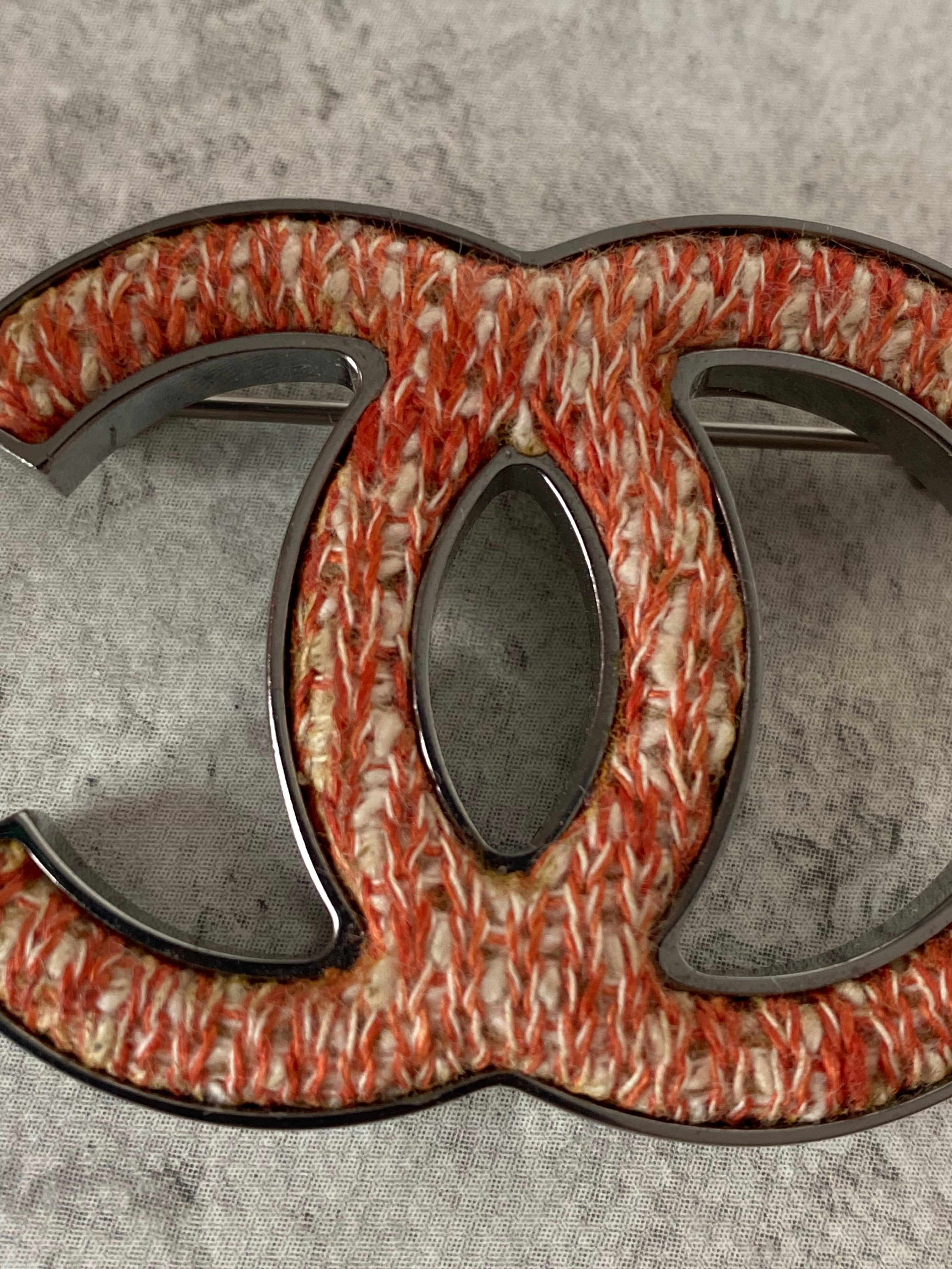 Chanel Silver Metal Brooch-Brooch-Chanel-The Closet Egypt