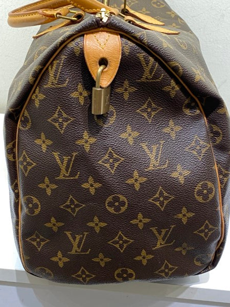 Louis Vuitton Monogram Speedy 40 Bag-handbag-Louis Vuitton-The Closet Egypt