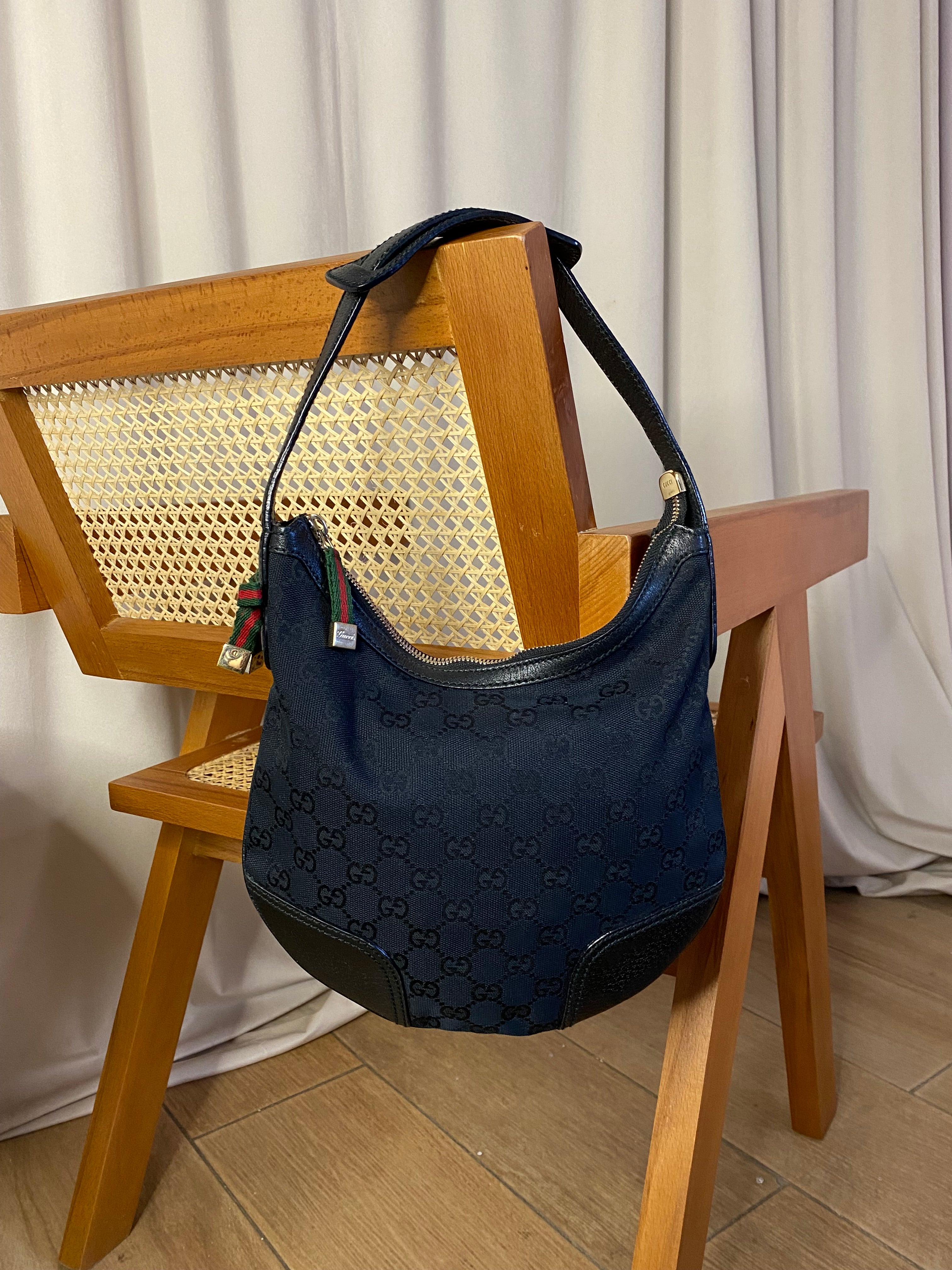 Gucci Black GG Shoulder Bag-handbag-Gucci-The Closet Egypt