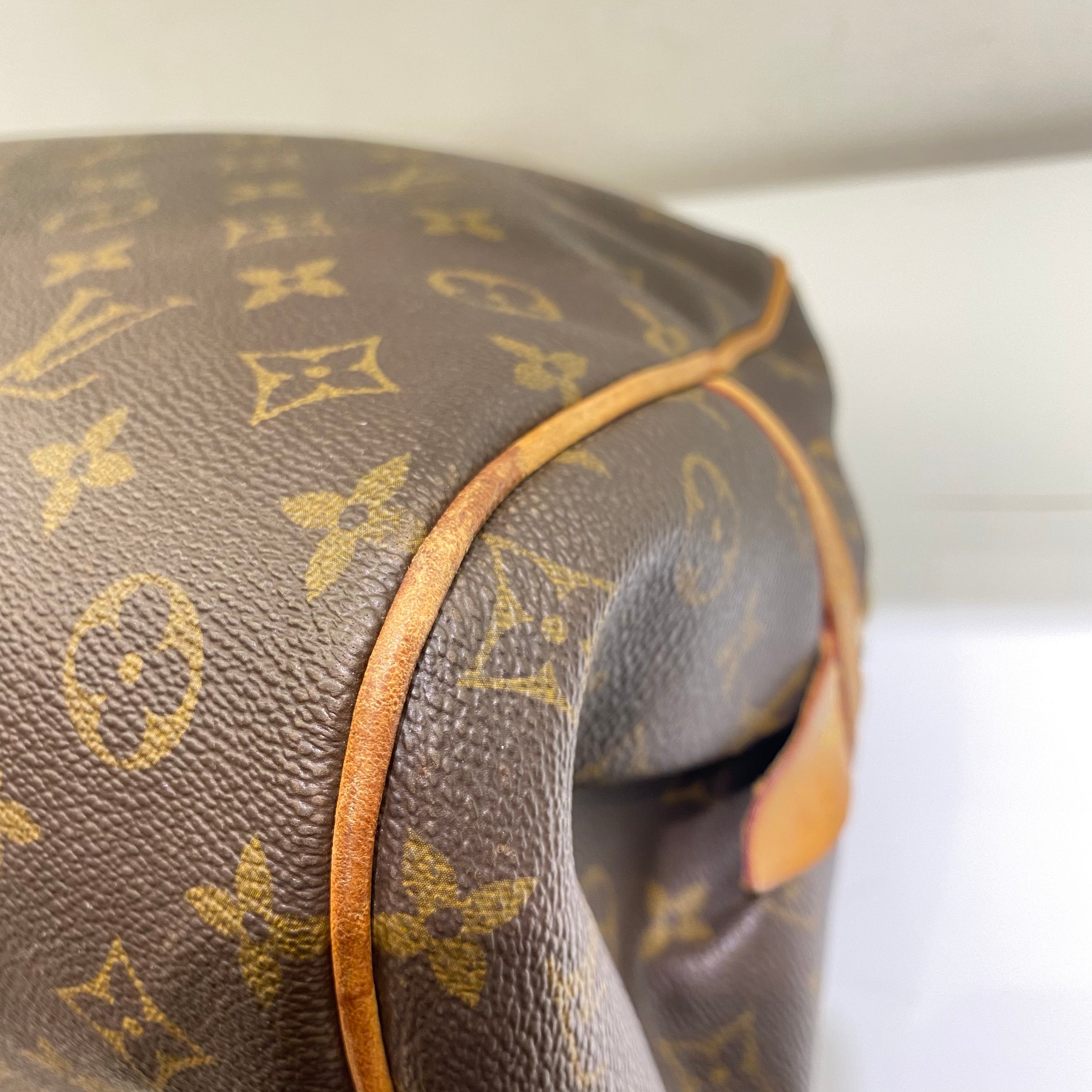 Louis Vuitton Monogram Montorgueil Tote Bag-handbag-Louis Vuitton-The Closet Egypt