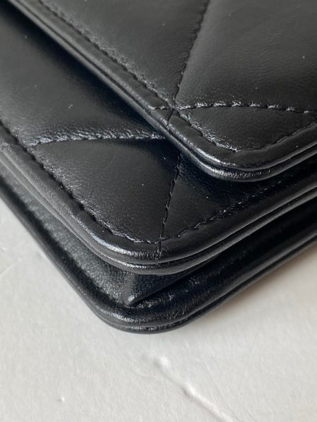 Chanel Black 19 Wallet on Chain