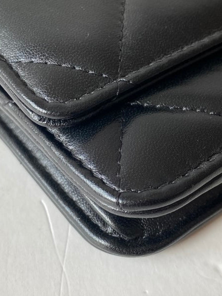 Chanel Black 19 Wallet on Chain
