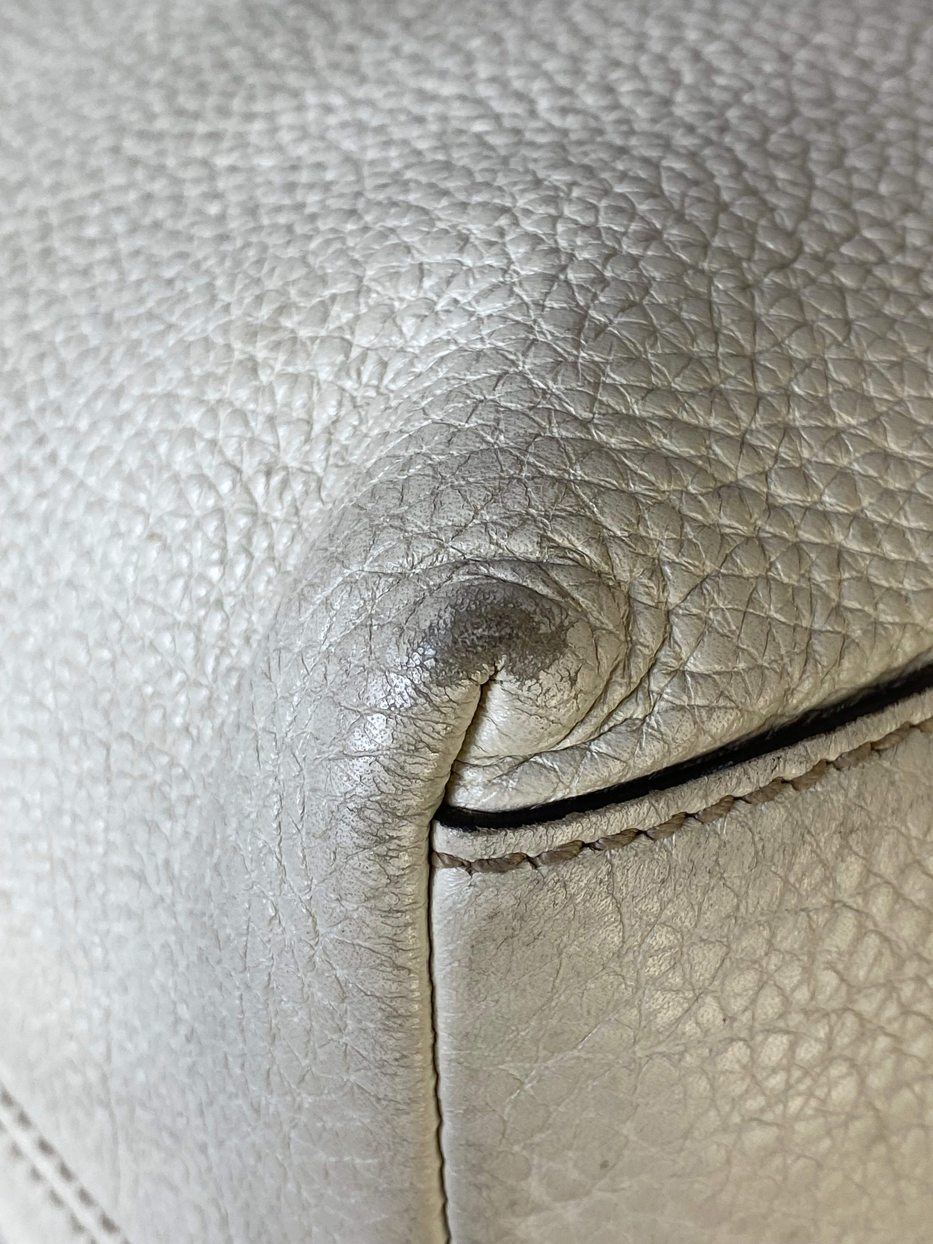 Gucci Beige Soho Chain Bag-handbag-Gucci-The Closet Egypt