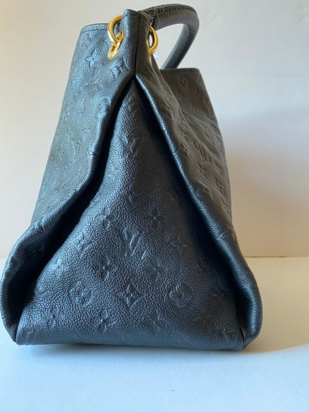 Louis Vuitton Black Monogram Empreinte Artsy Bag