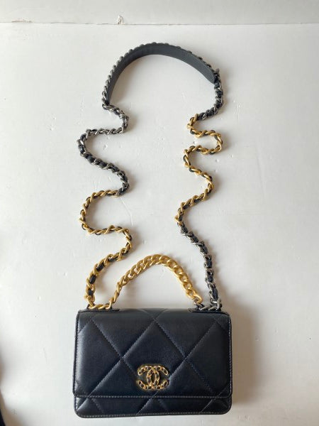 Chanel Black 19 Wallet on Chain