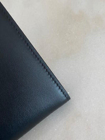 Dolce & Gabbana Black Bifold wih Raised Logo Small Wallet-wallet-Dolce & Gabbana-The Closet Egypt