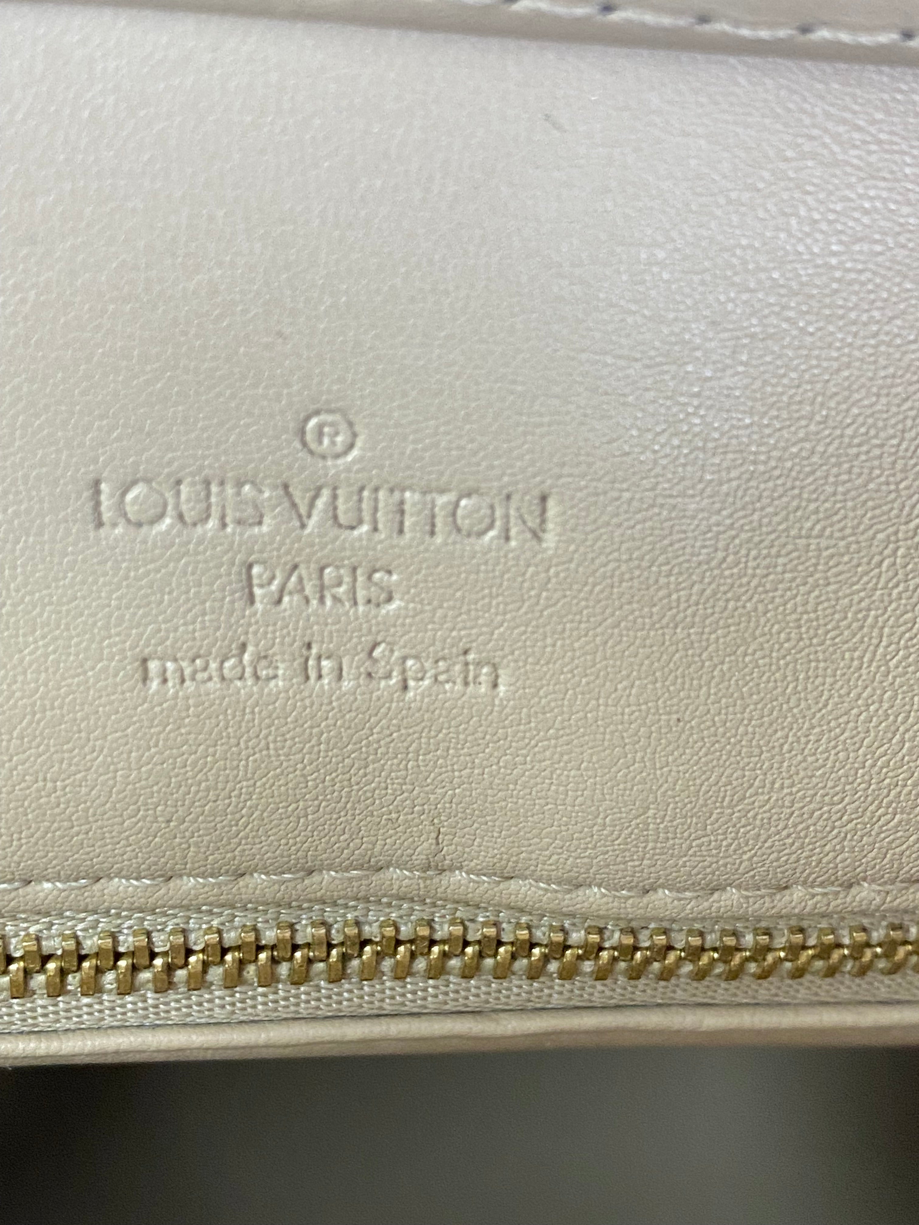 Louis Vuitton Beige Houston Vernis Shoulder Bag-handbag-Louis Vuitton-The Closet Egypt