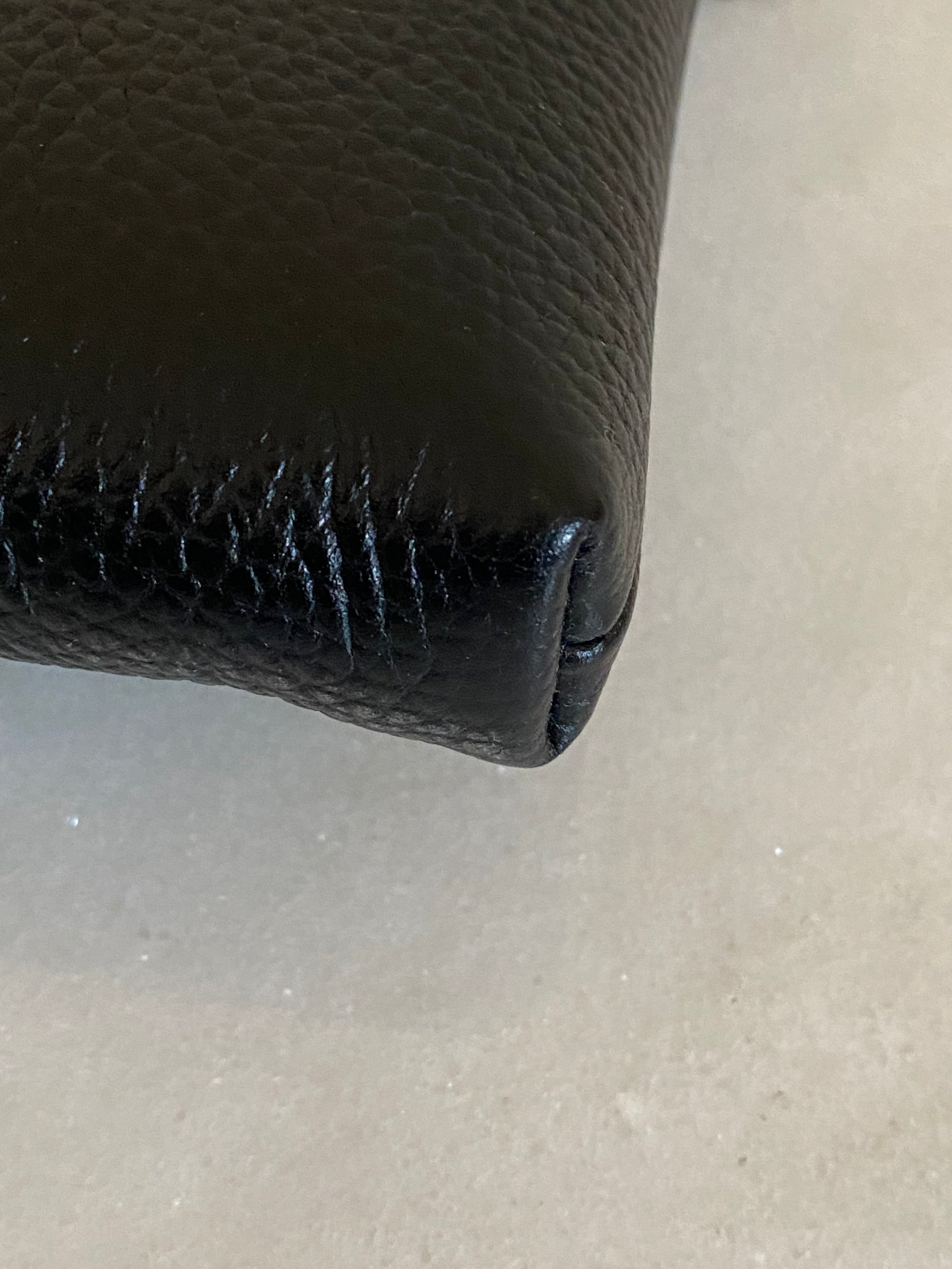 Gucci Black GG Zip Crossbody Bag-handbag-Gucci-The Closet Egypt