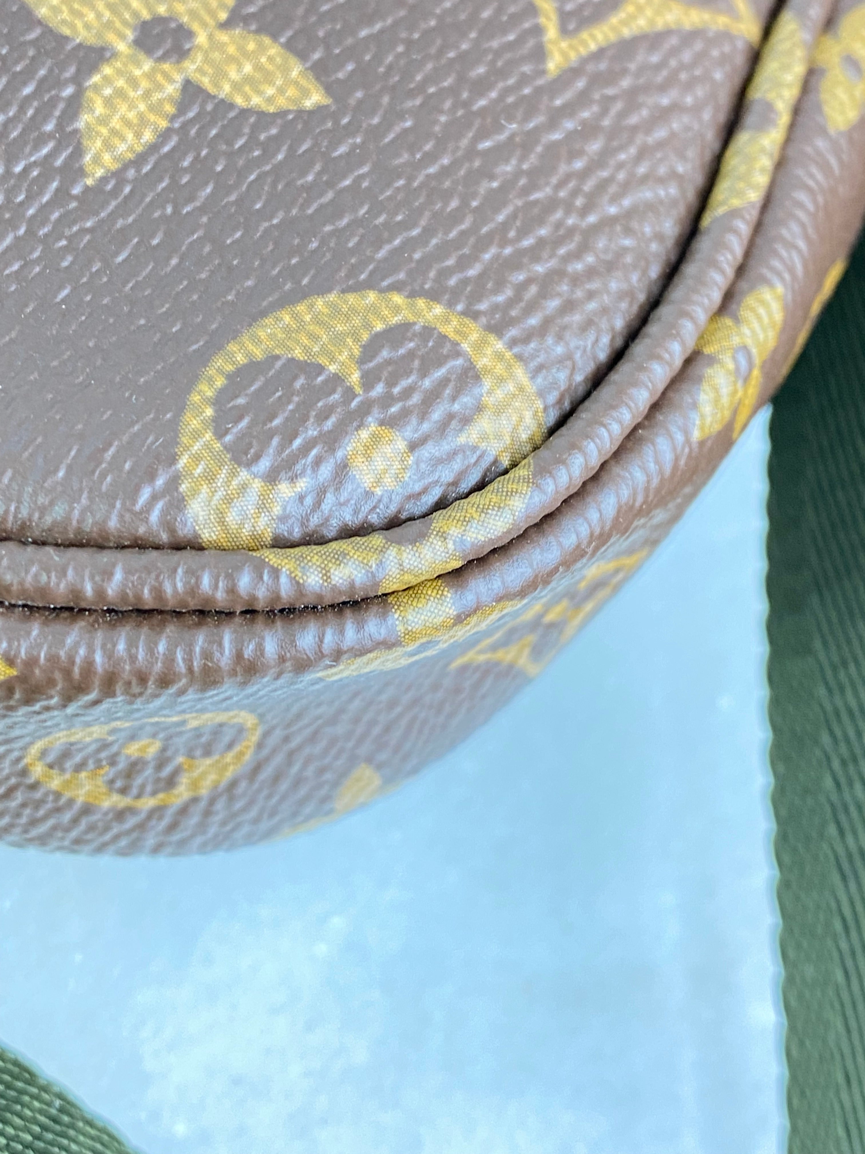 Louis Vuitton Monogram Multi Pochette with Chain