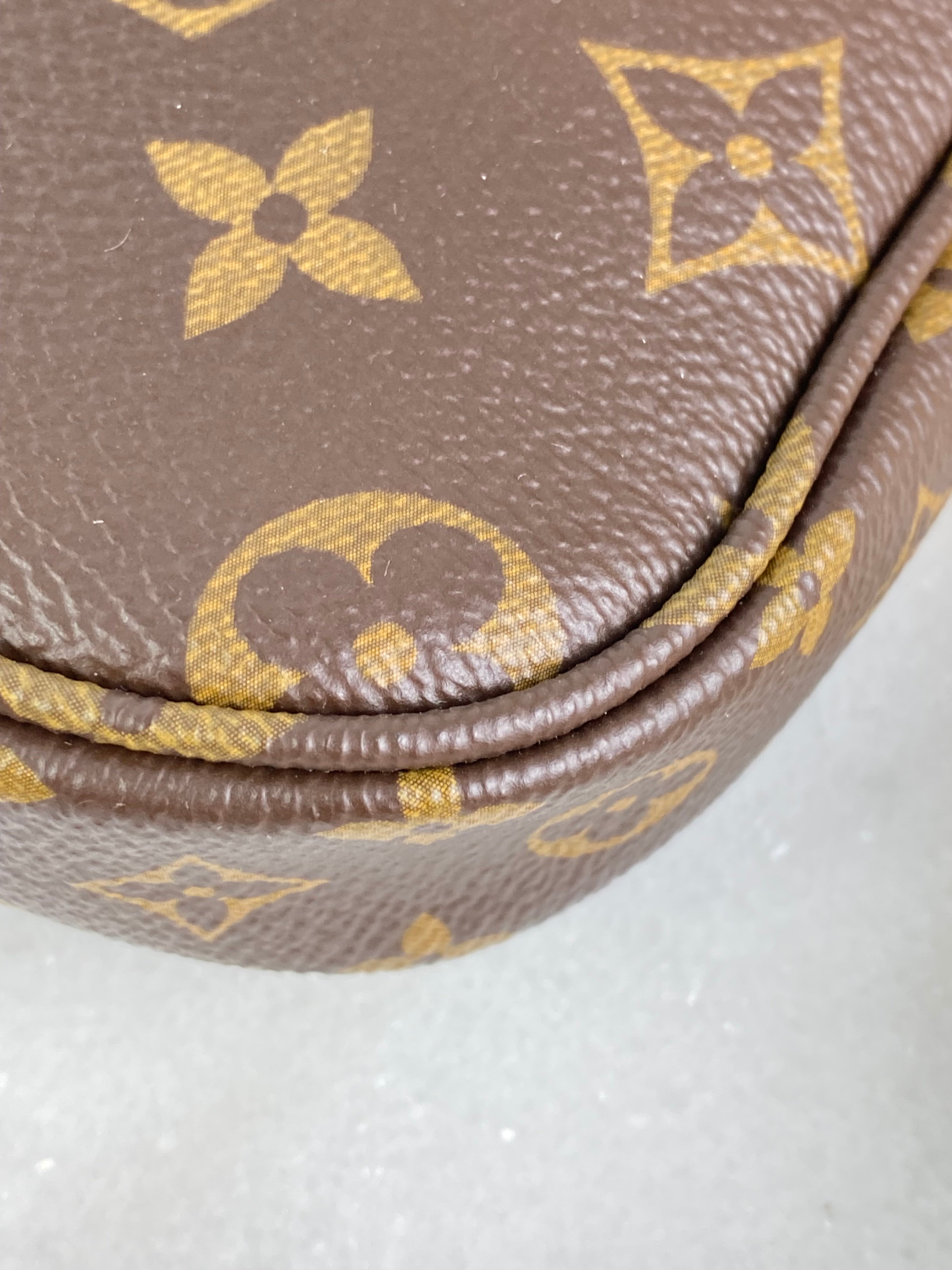 Louis Vuitton Monogram Multi Pochette with Chain