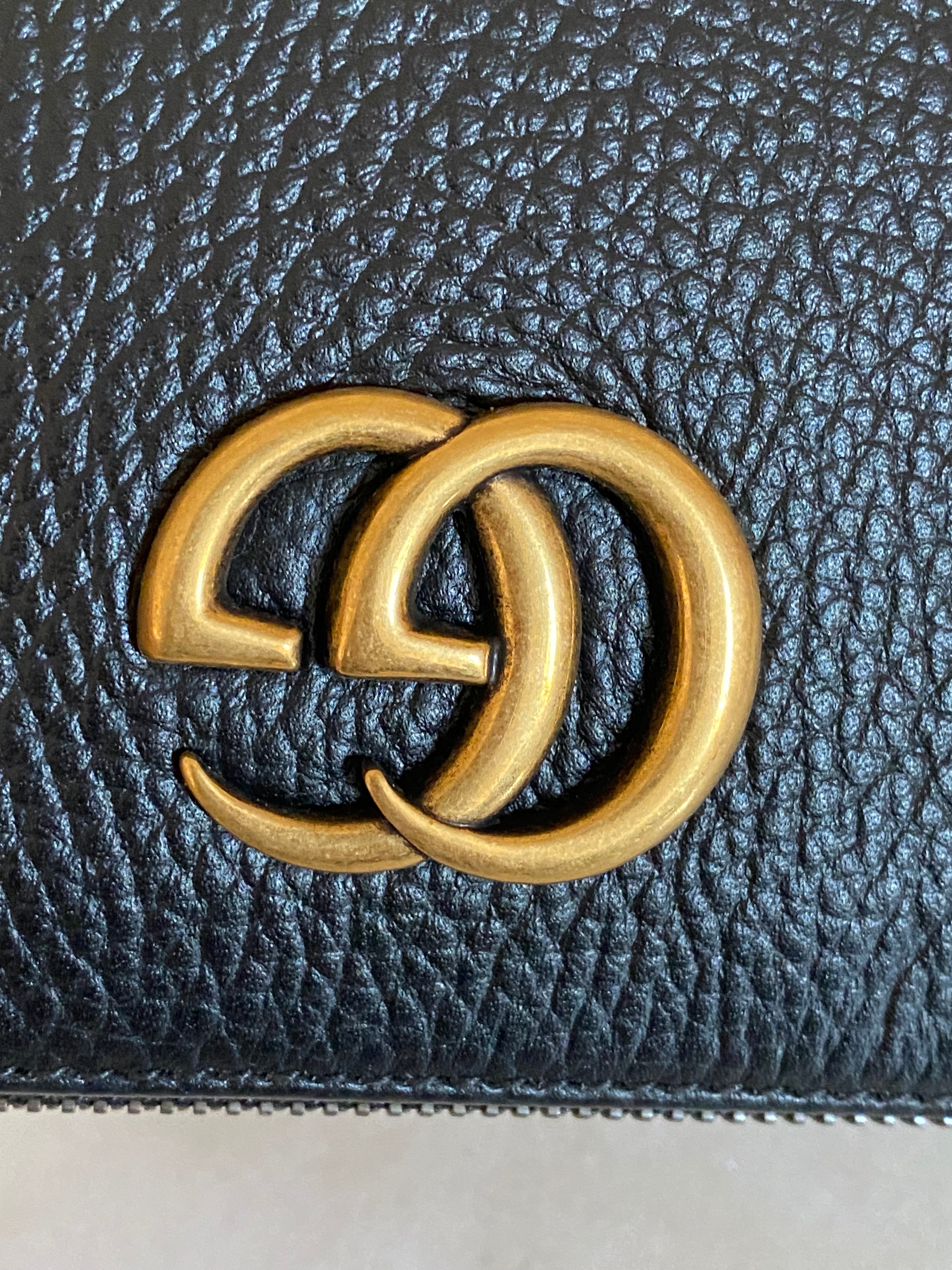 Gucci Black GG Zip Crossbody Bag-handbag-Gucci-The Closet Egypt