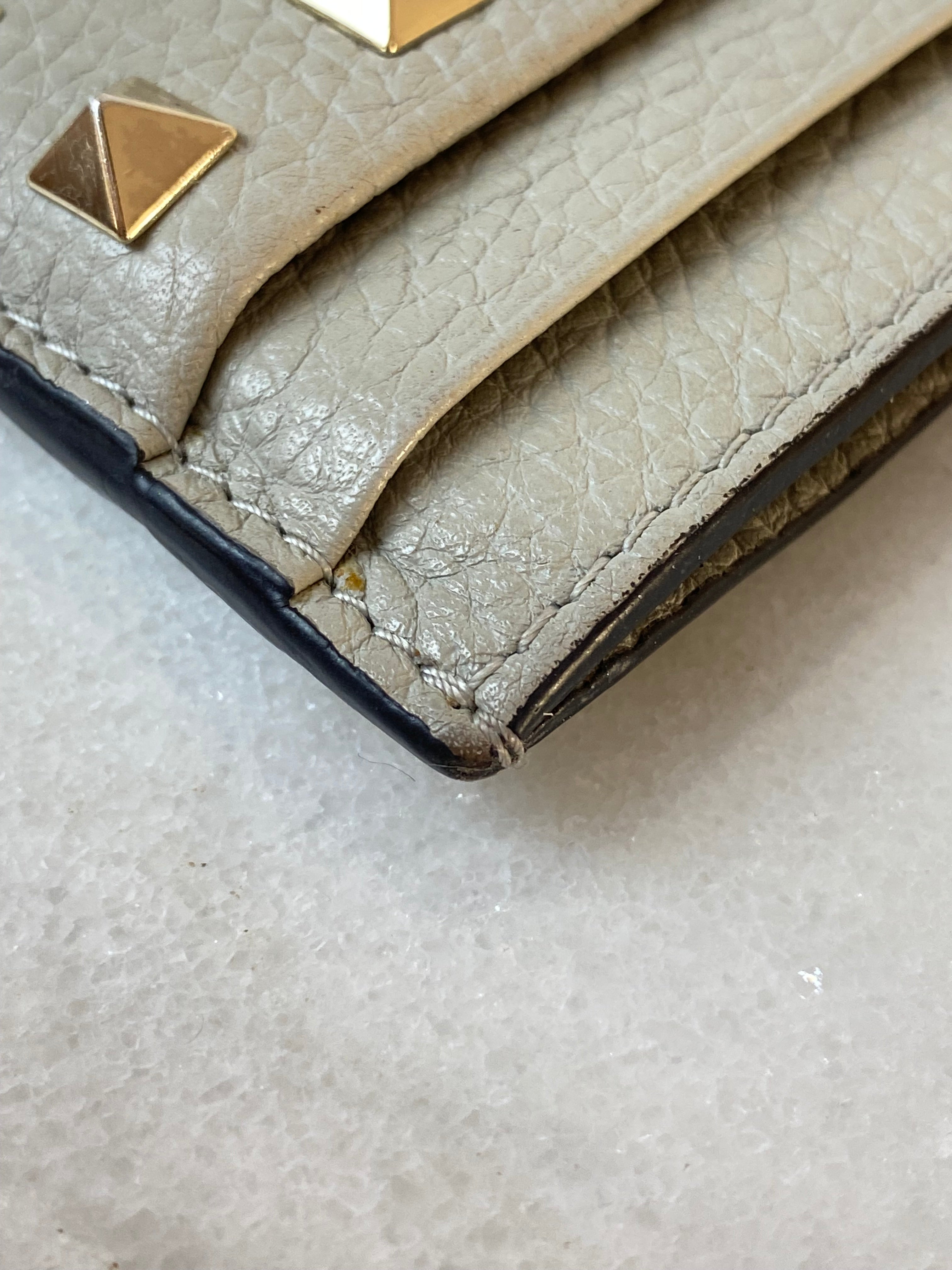 Valentino Light Gray Rockstud Card Holder-Card Holder-Valentino-The Closet Egypt