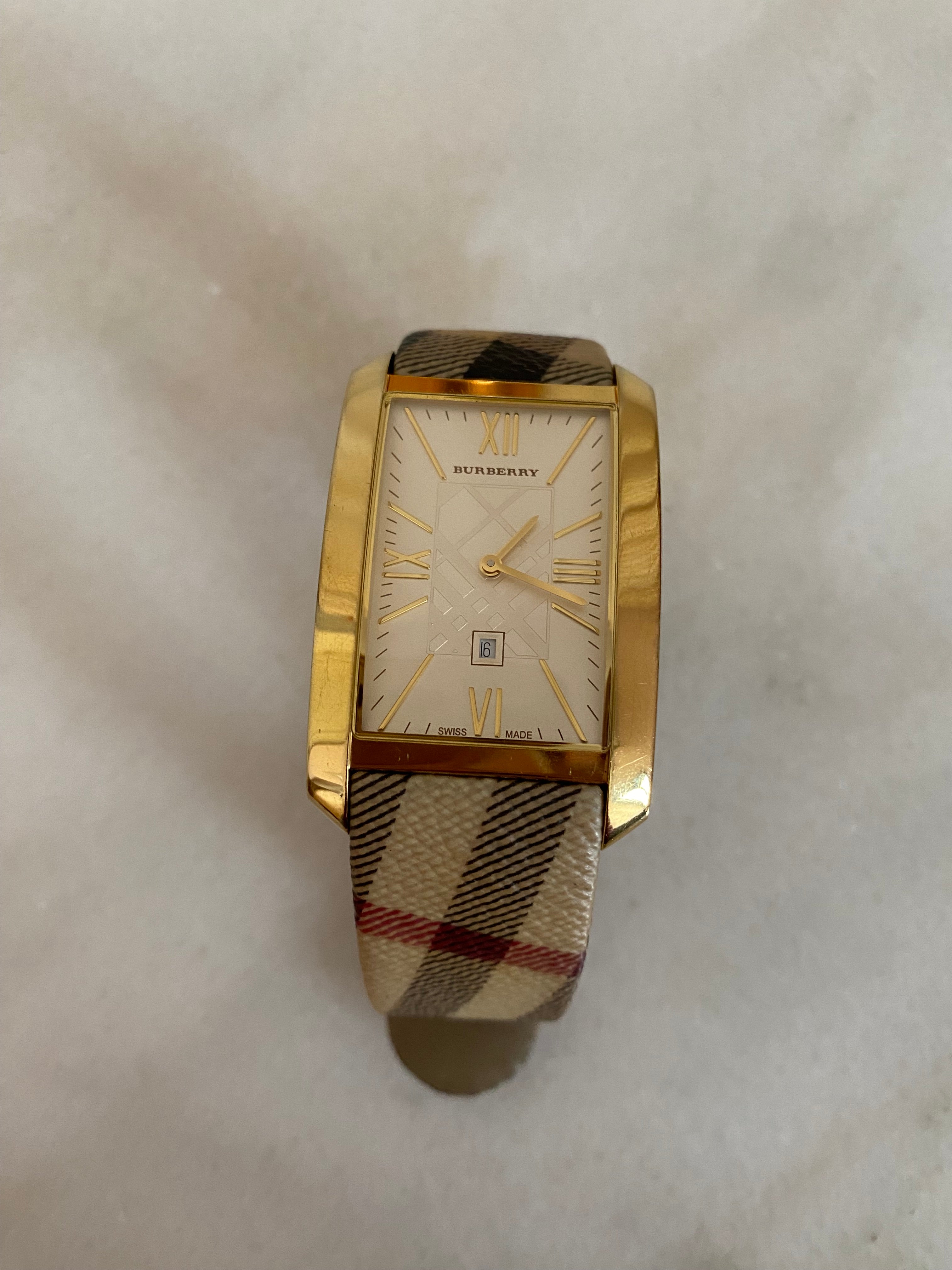 Burberry Gold House Check Watch-Watch-Burberry-The Closet Egypt
