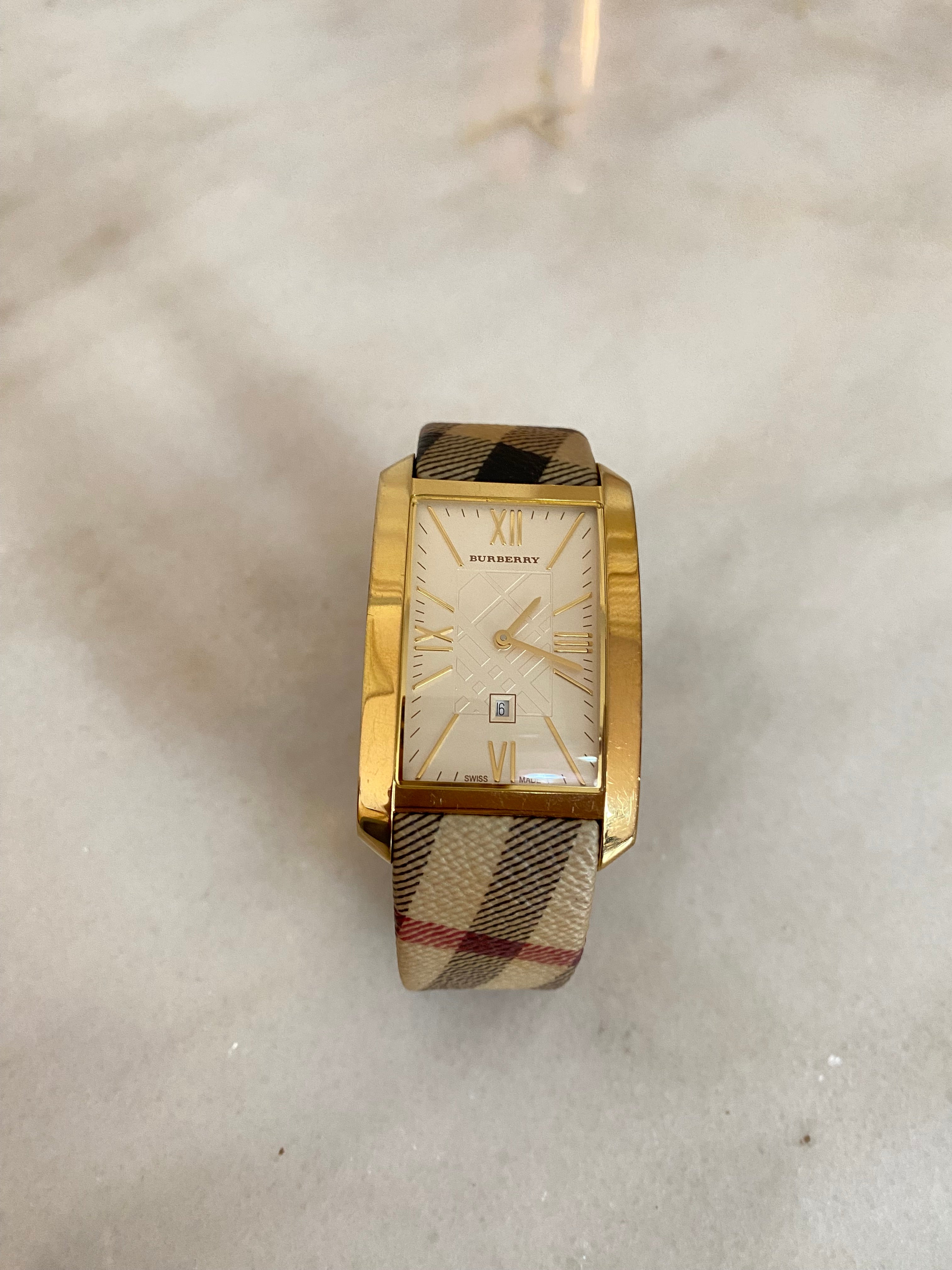 Burberry Gold House Check Watch-Watch-Burberry-The Closet Egypt