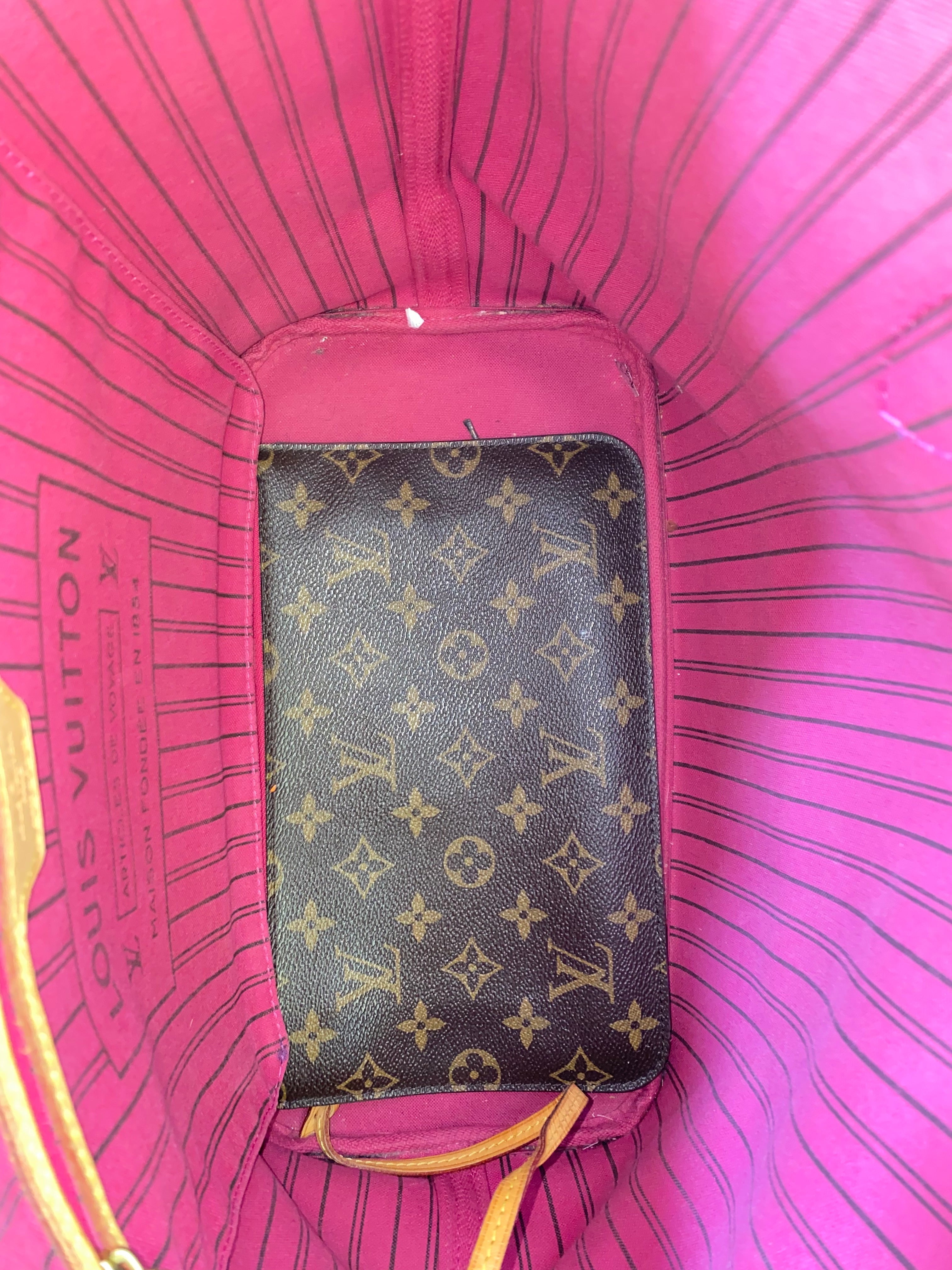 Louis Vuitton Monogram Neverfull MM Shoulder Bag W/ Strap