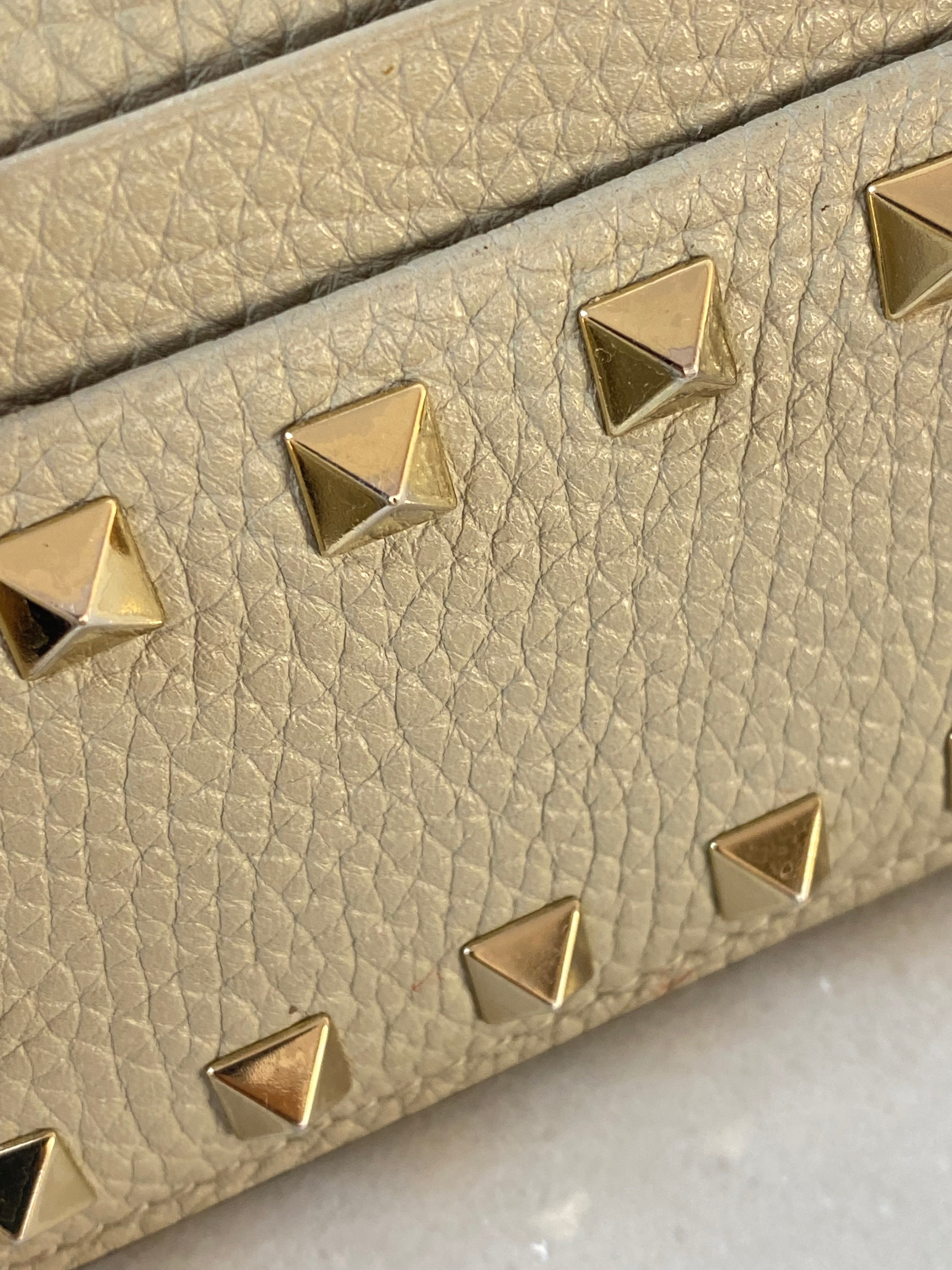Valentino Light Gray Rockstud Card Holder-Card Holder-Valentino-The Closet Egypt