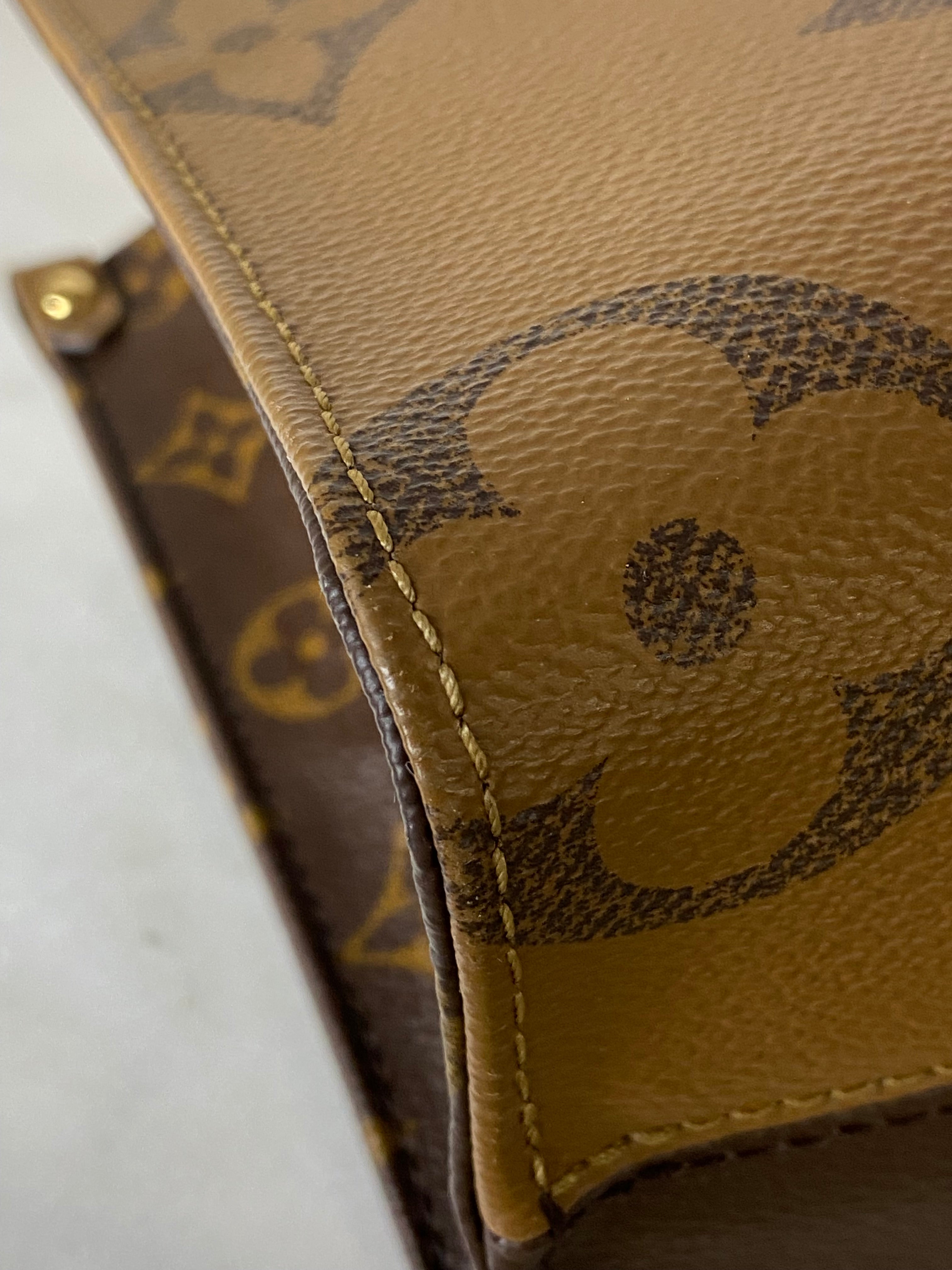 Louis Vuitton Monogram Onthego Pm Bag