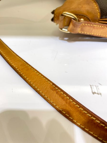 Louis Vuitton Monogram Odeon Crossbody Bag-handbag-Louis Vuitton-The Closet Egypt