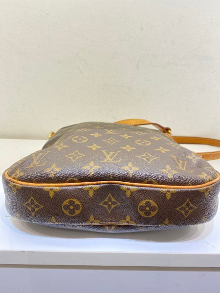 Louis Vuitton Monogram Odeon Crossbody Bag-handbag-Louis Vuitton-The Closet Egypt