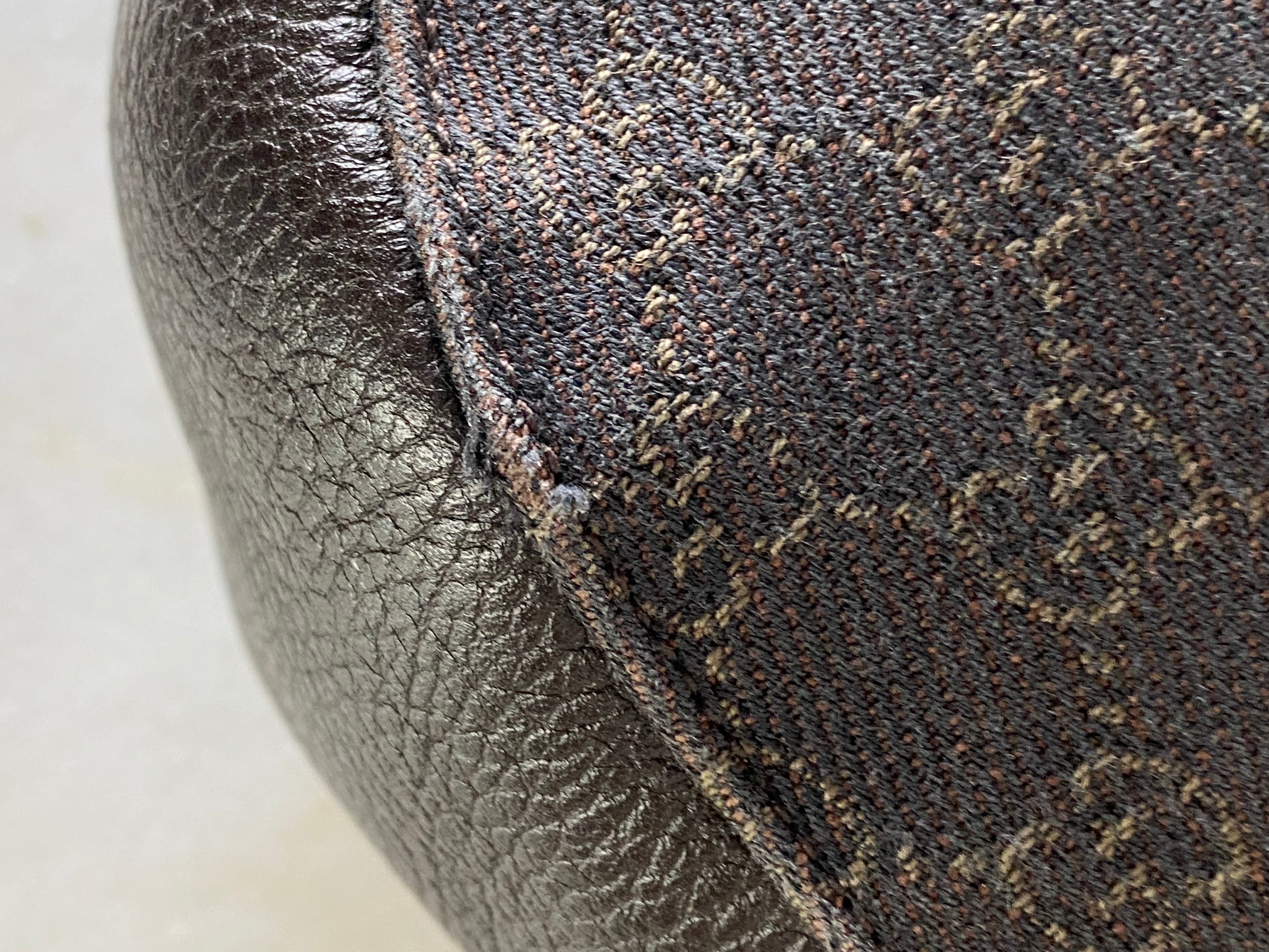 Gucci Brown GG Shoulder Bag-handbag-Gucci-The Closet Egypt